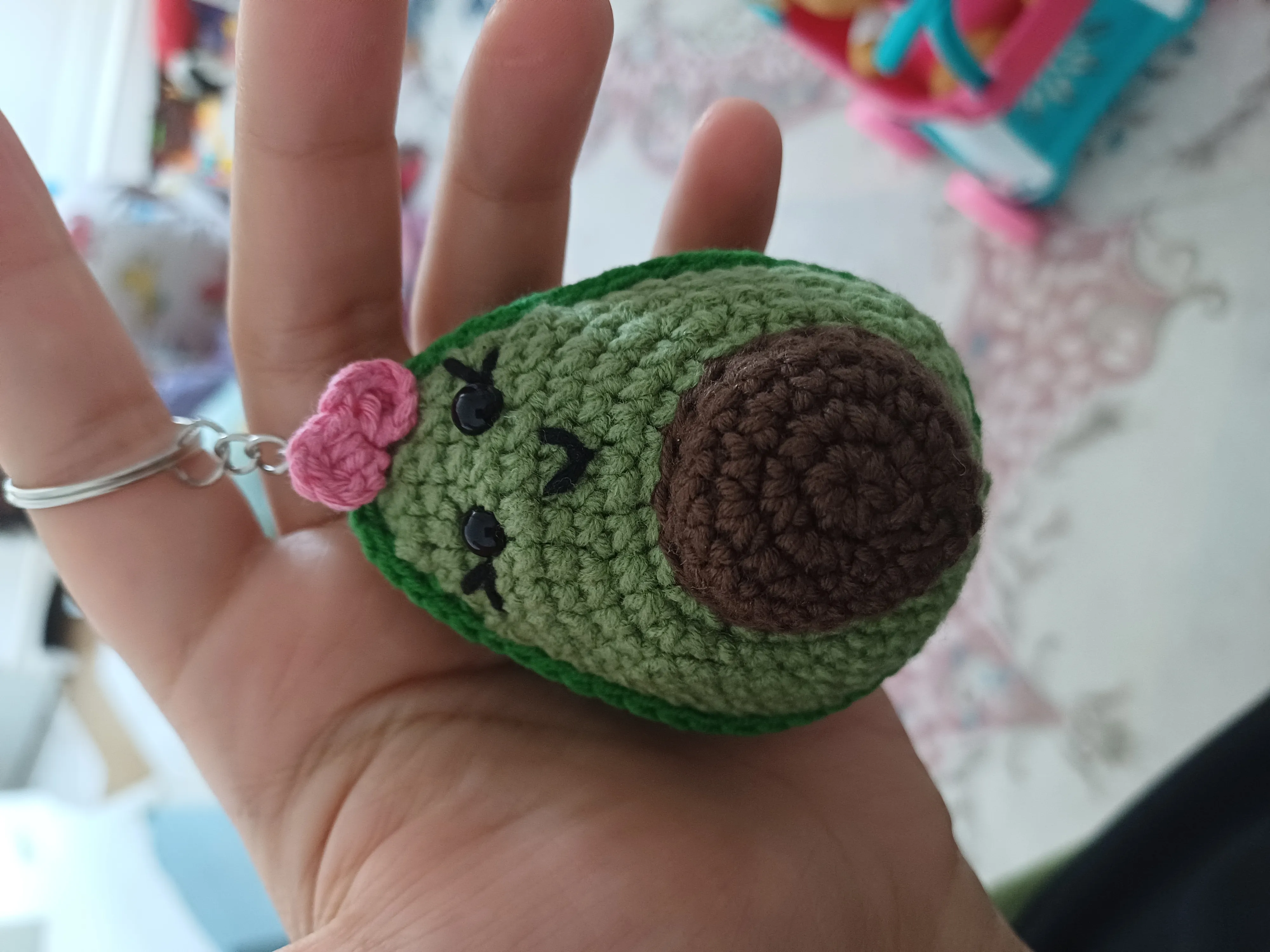 Yeşil Avokado Örgü Anahtarlık - Amigurumi Tasarım, El Emeği