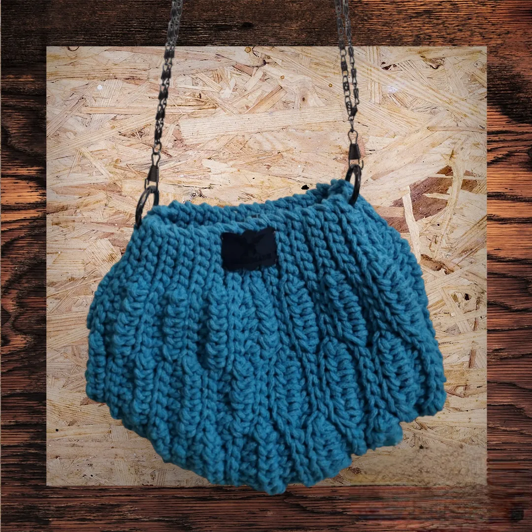 Turkuaz Örgü Omuz Çantası - Zincir Askılı, Mıknatıslı Kapama - El Emeği