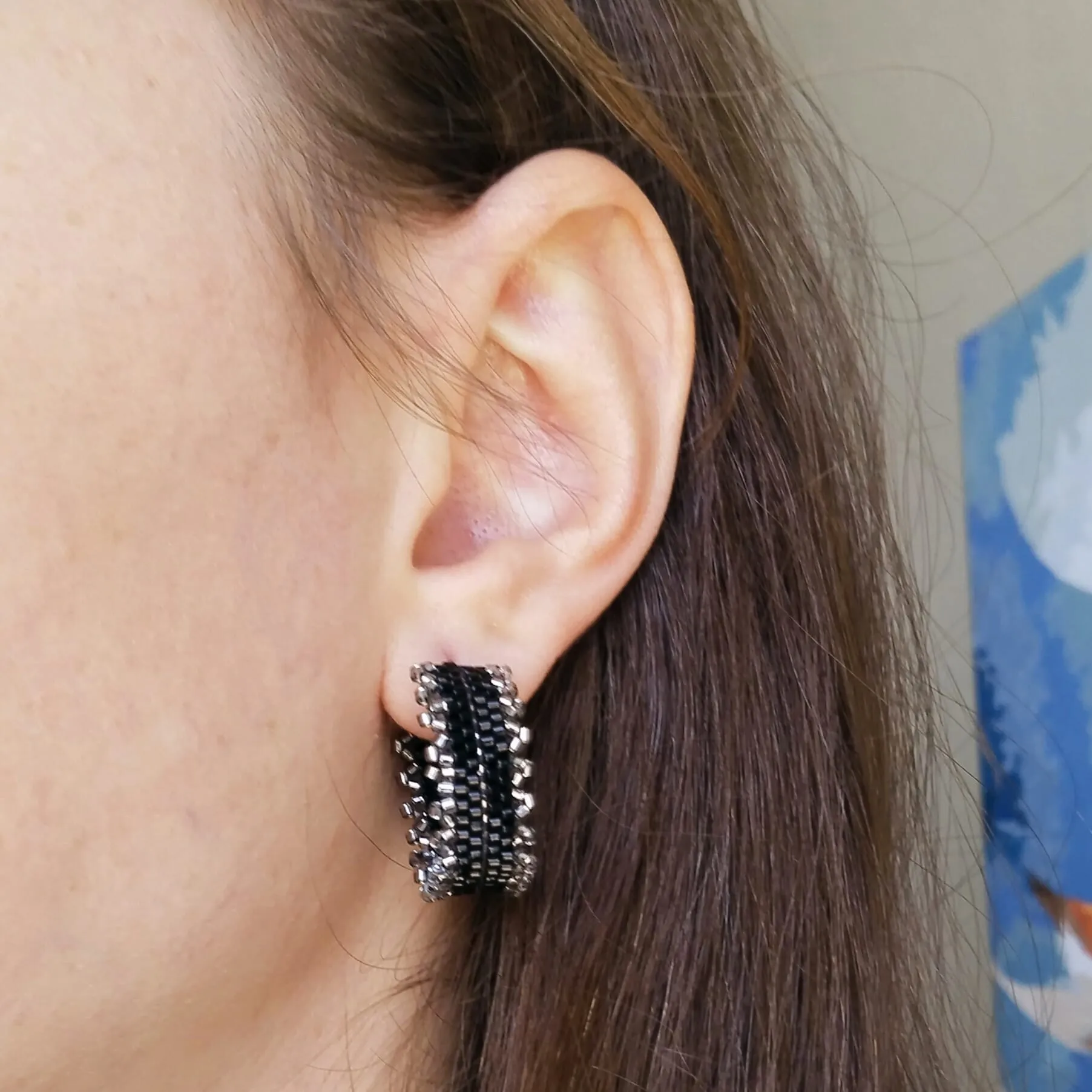 Miyuki Boncuklu Halka Küpe - Siyah ve Gümüş Renkli, El Emeği