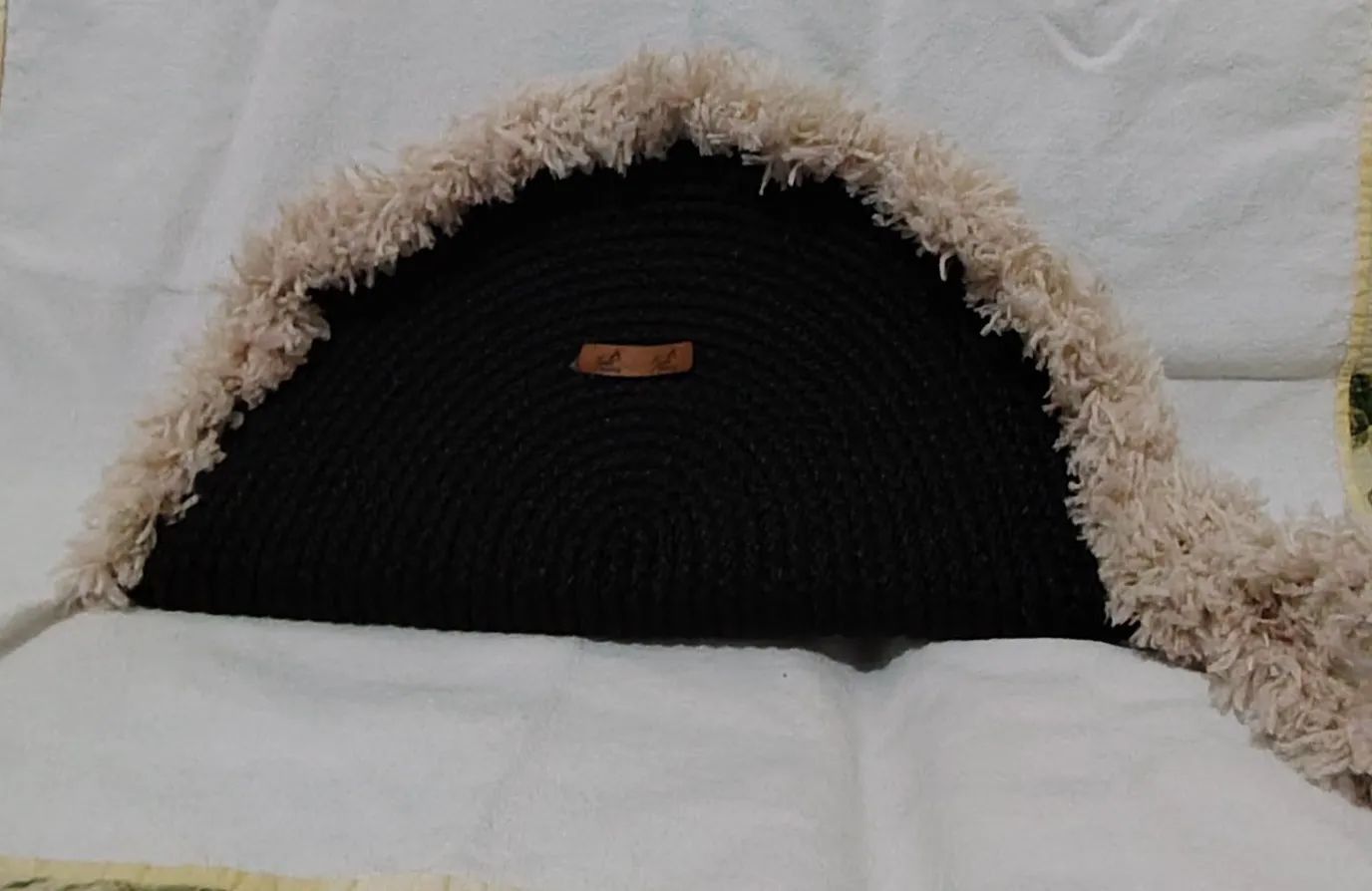 Püsküllü Hasır Görünümlü Clutch El Çantası