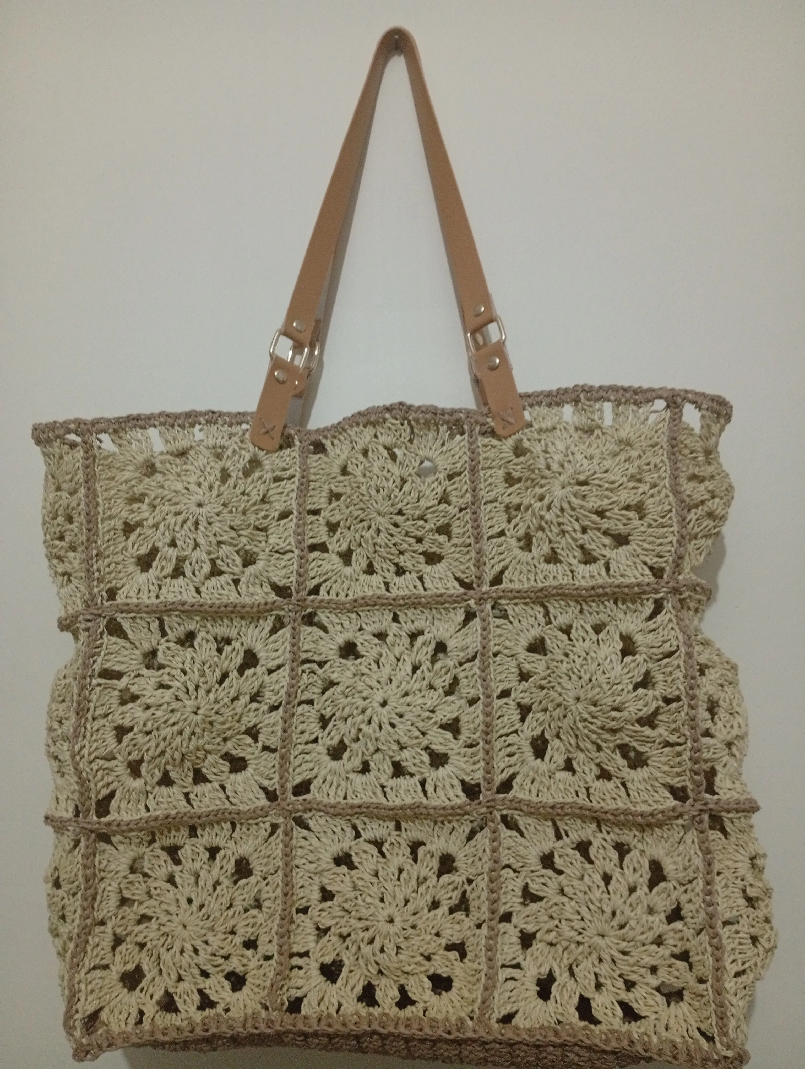 Krem Renkli Kağıt İpten Örgü Omuz Çantası - Deri Detaylı