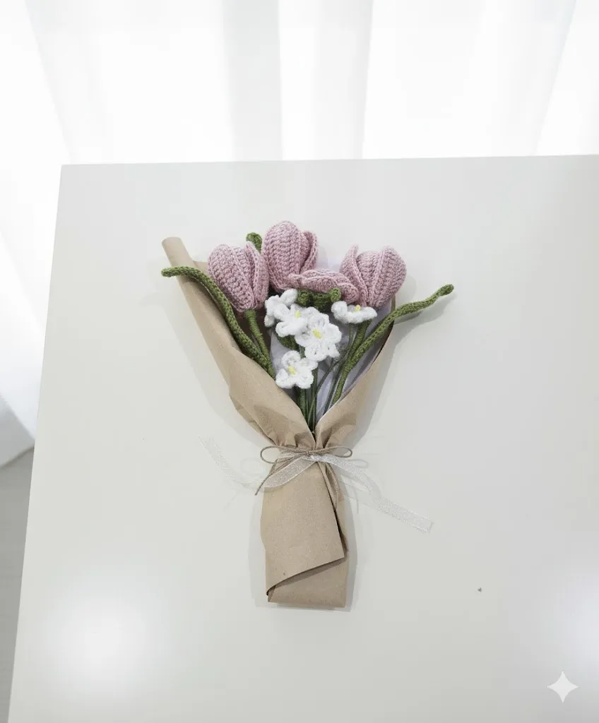 Pınky's Tulip Örgü Pembe Lale ve gül Buketi