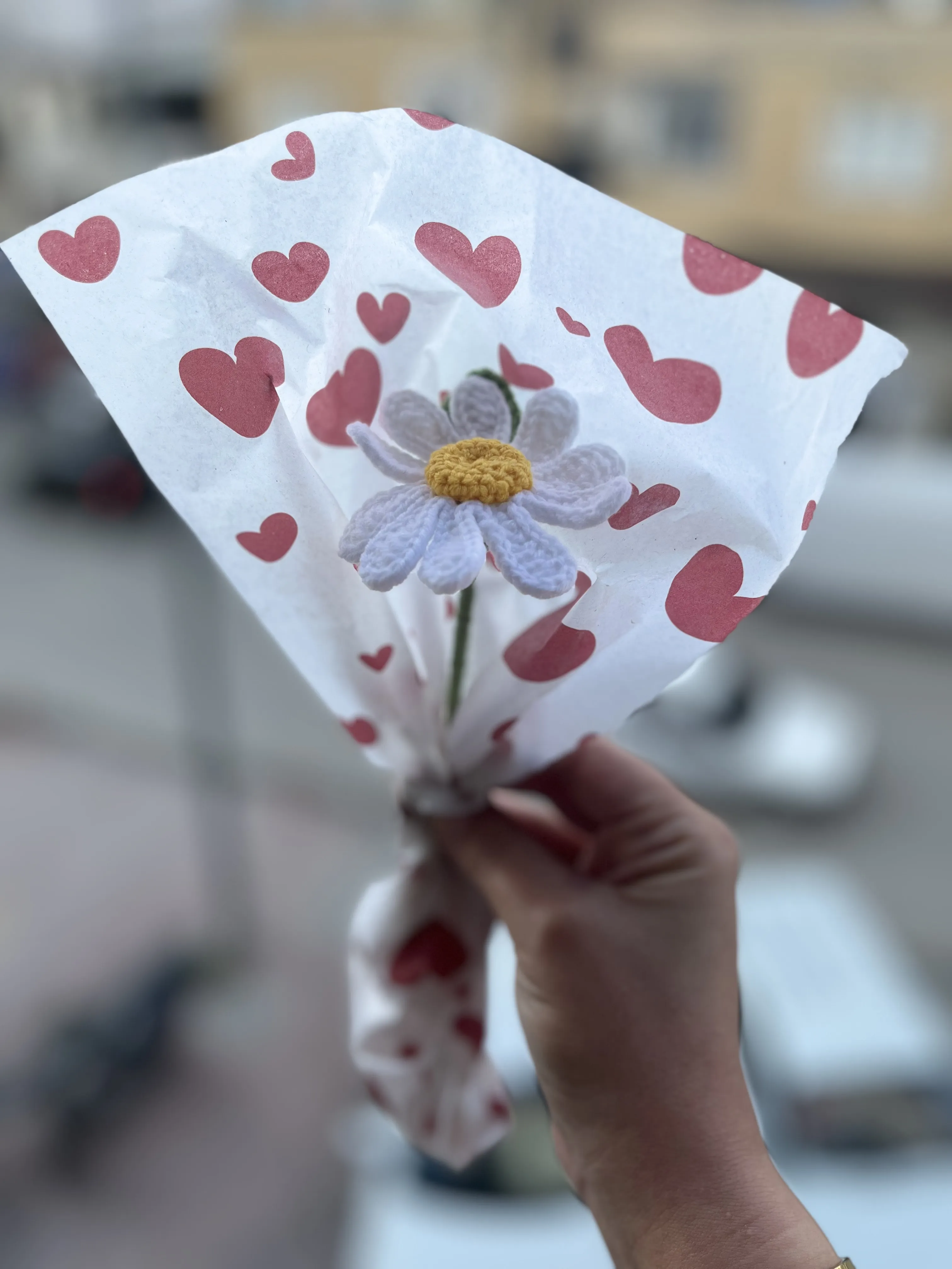 Beyaz Papatya Buketi - Örgü Çiçek Aranjmanı ve Hediyelik Sunum