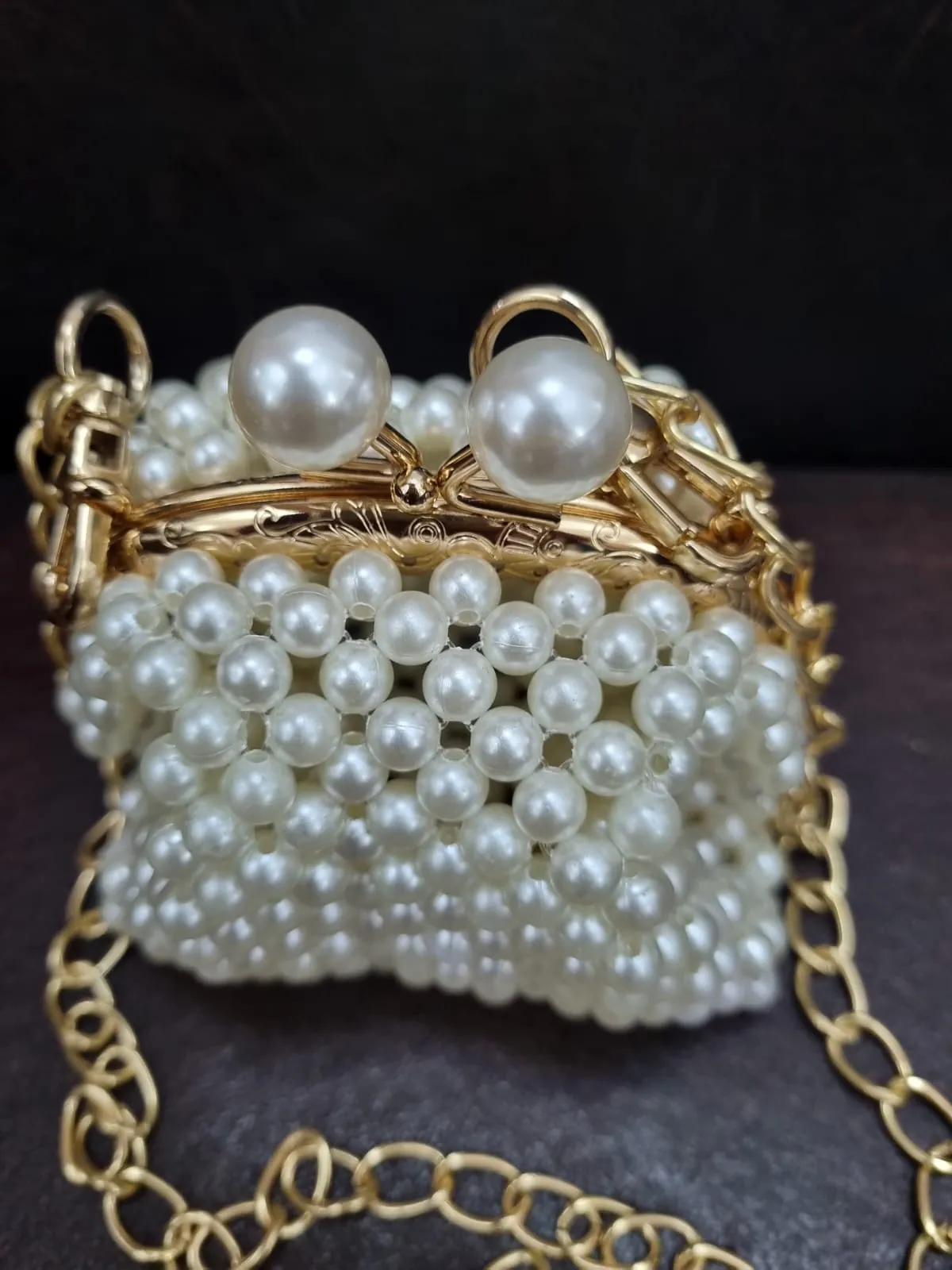 İnci Boncuklu Gold Zincir Detaylı Portföy Çanta - Özel Tasarım