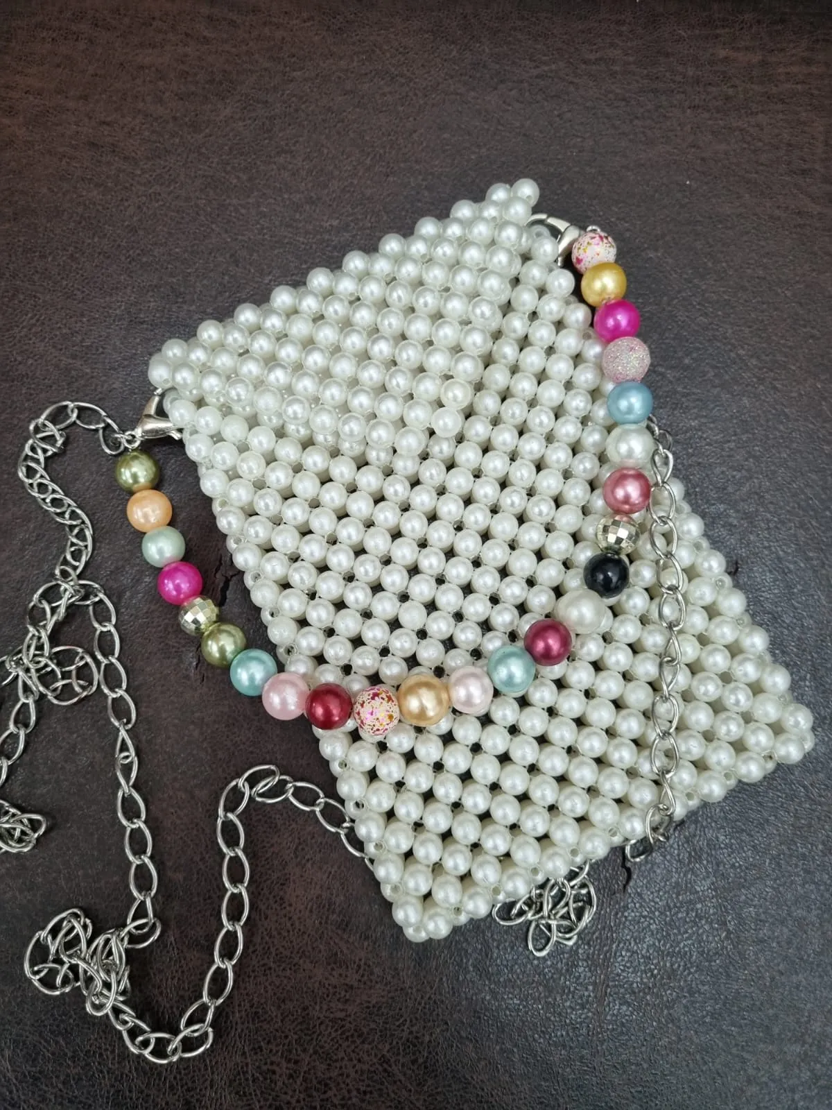 Beyaz İnci Boncuklu Zincir Askılı Mini Çanta - El Yapımı