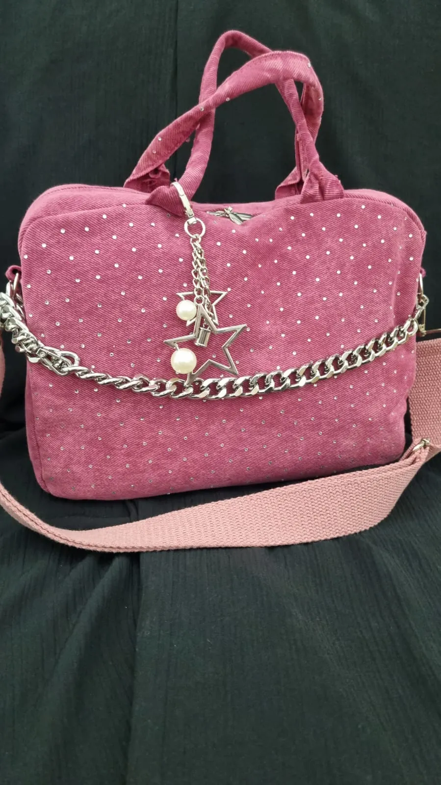 Özel Tasarım Kadife Dokulu Pudra Pembe Simli Zincir Detaylı Omuz Çantası