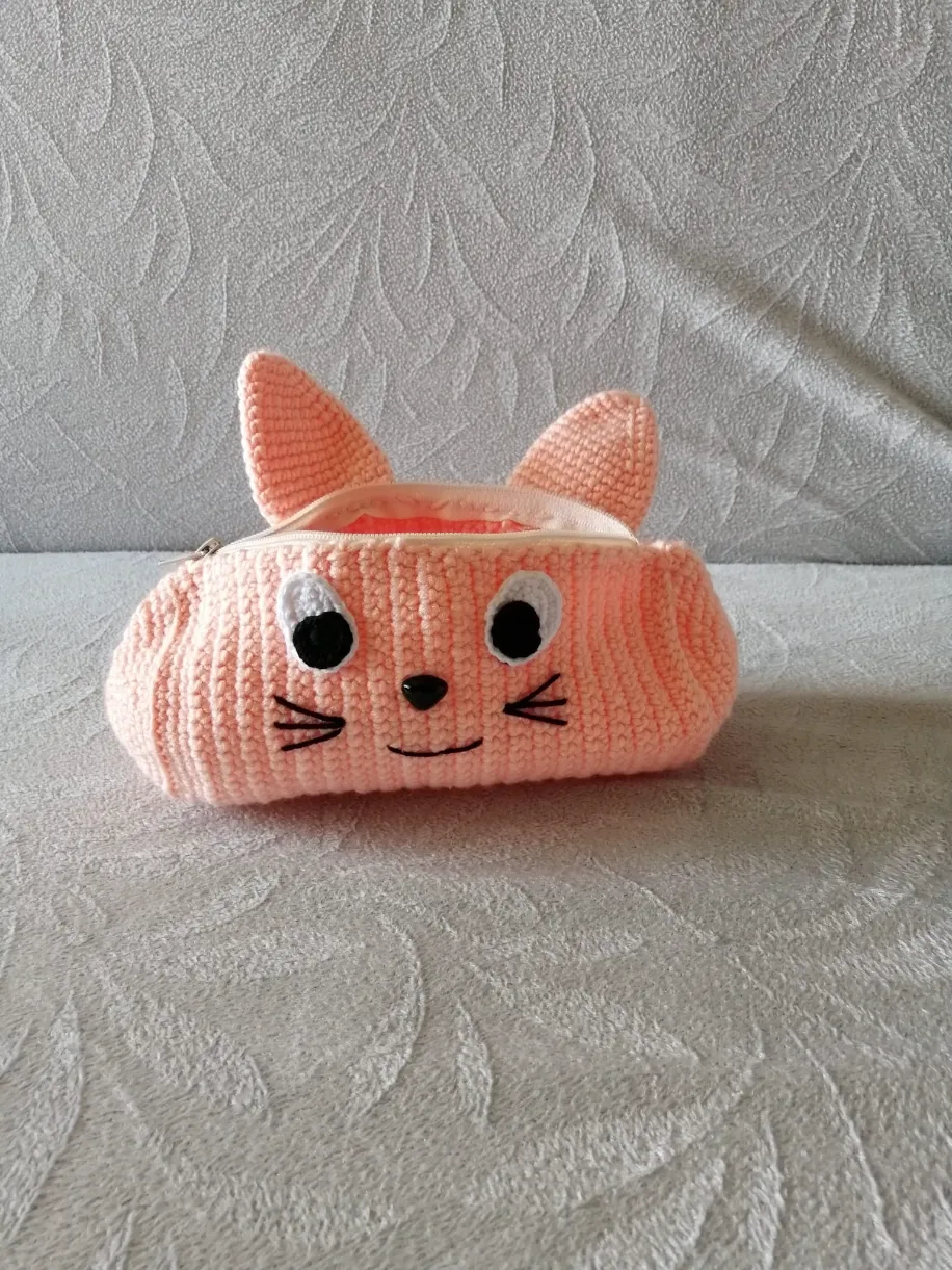 Örgüsü Tavşan Figürlü Kalemlik – Çok Amaçlı Mini Çanta - El