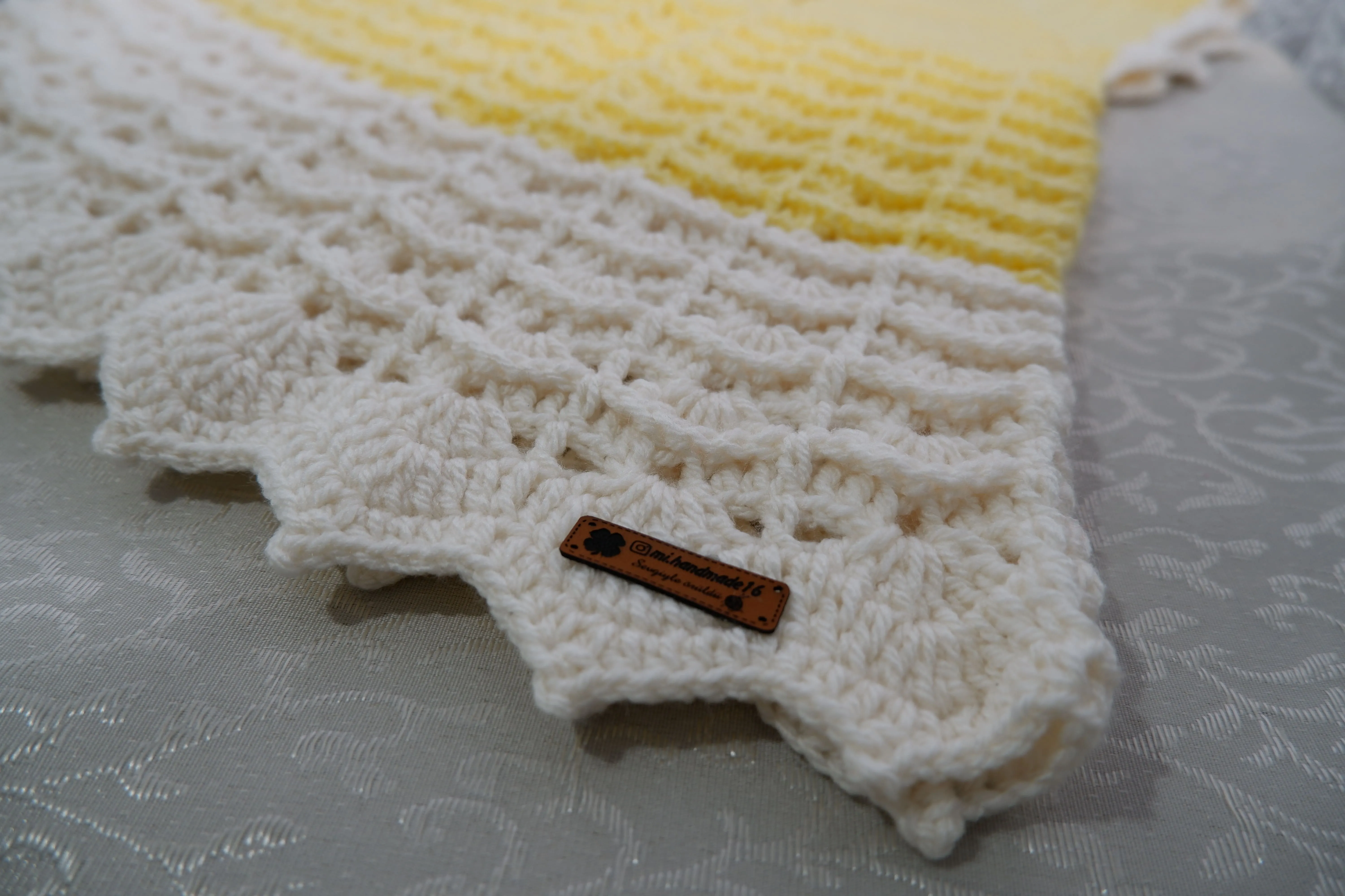 Sarı Beyaz Örgü Kız Bebek Elbisesi 3-4 Yaş - El Emeği