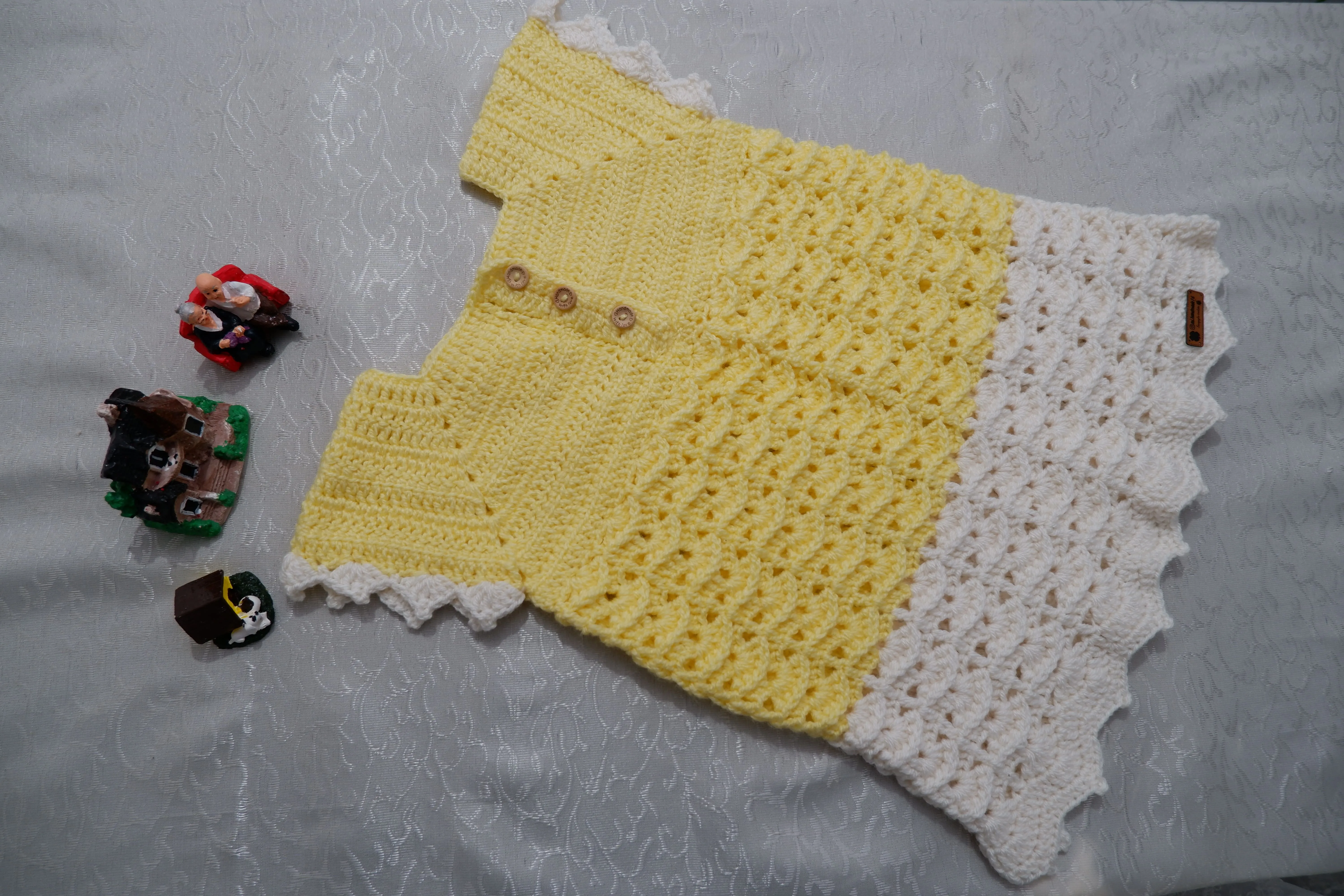 Sarı Beyaz Örgü Kız Bebek Elbisesi 3-4 Yaş - El Emeği