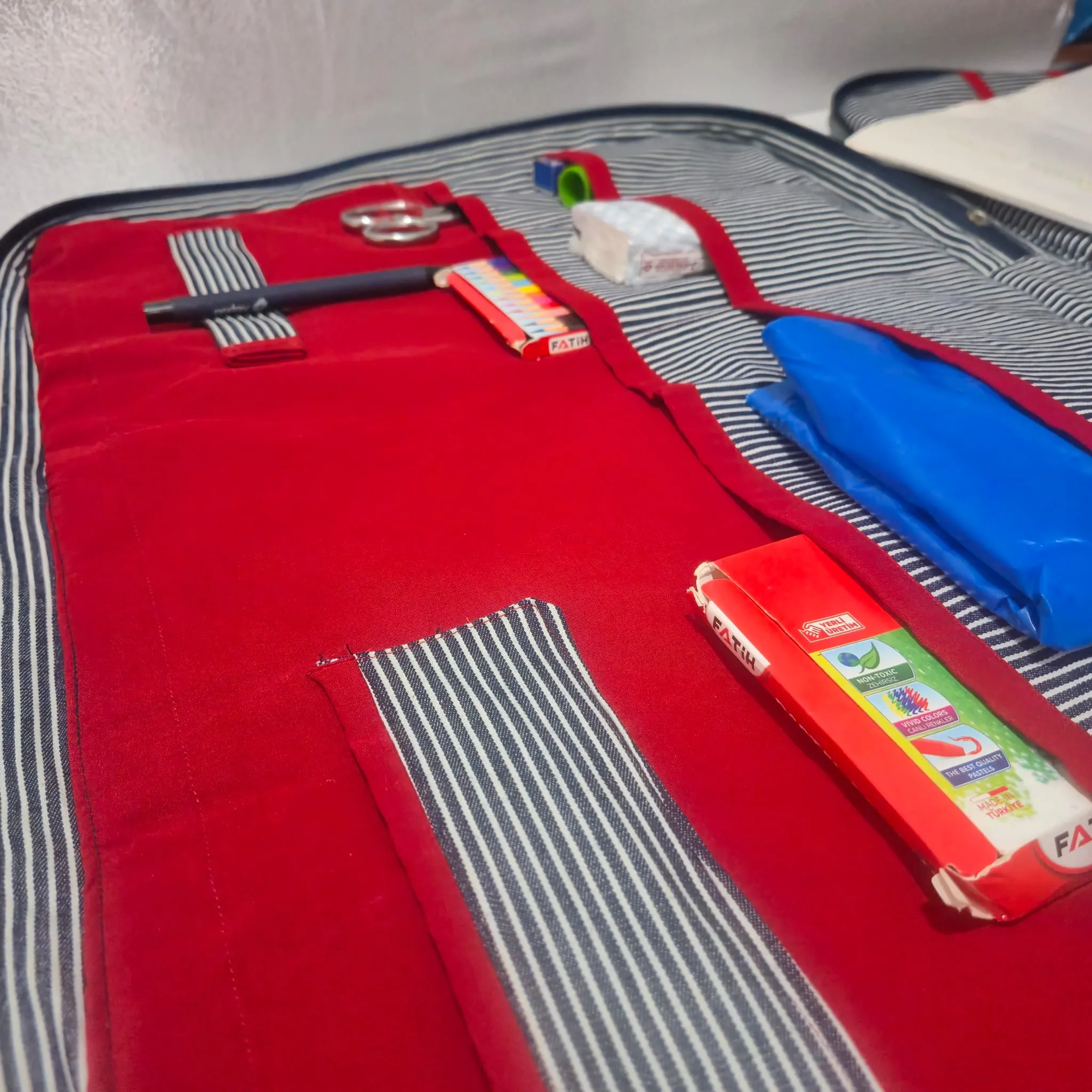 Çizgili Seyahat Çantası - Kapitone Detaylı, Fermuarlı, El Yapımı