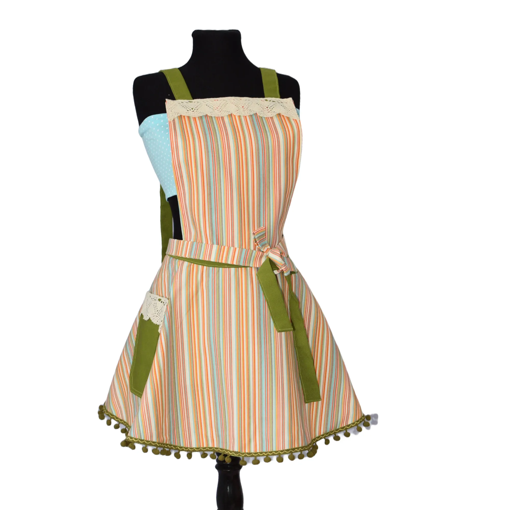 Çizgili Keten Mutfak Önlüğü - Ponpon ve Dantel Detaylı, El Yapımı