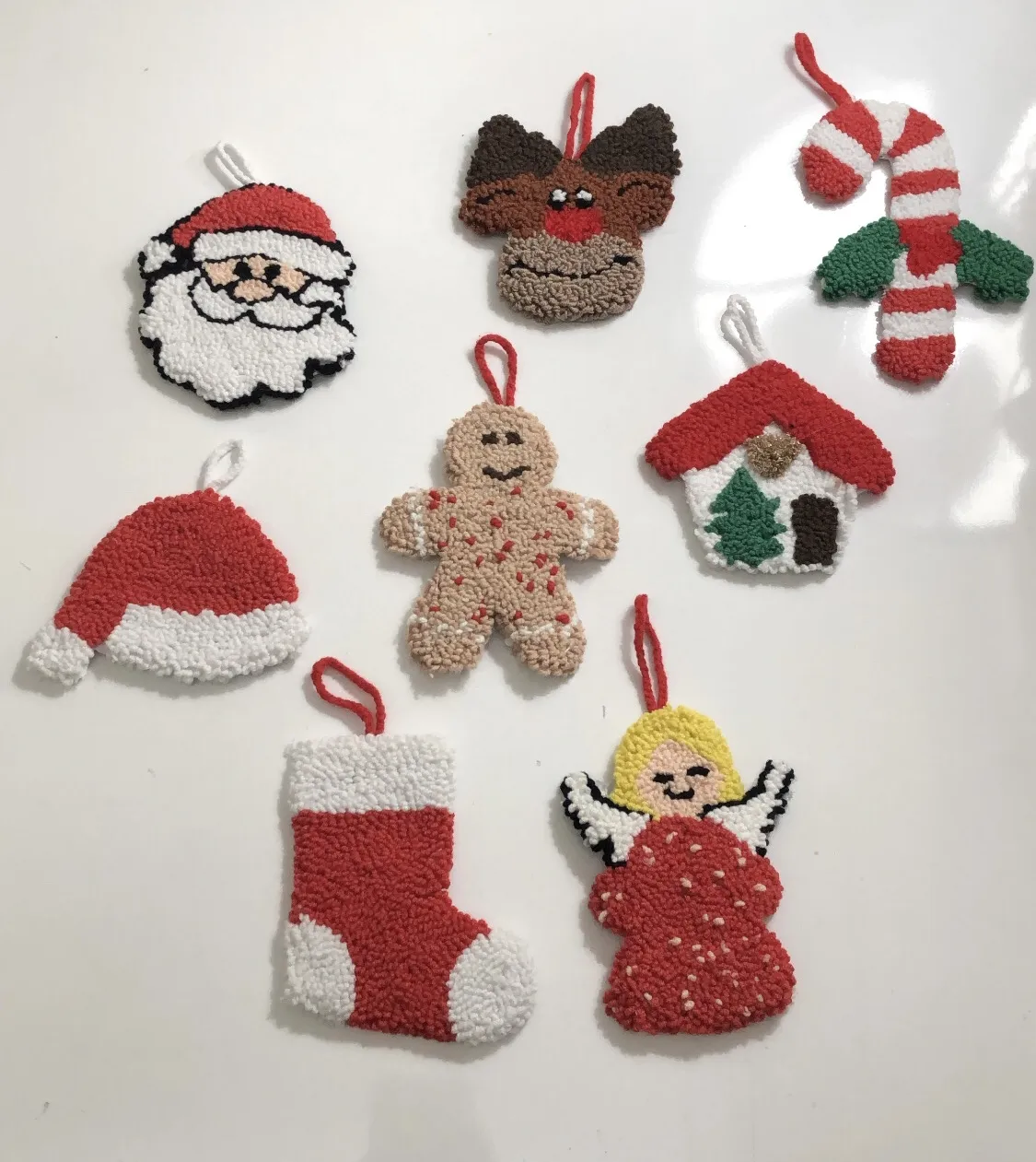 Punch Nakışı Yılbaşı Ağacı Süsleri 8 Adet - El İşlemesi Yeni Yıl Dekorasyon