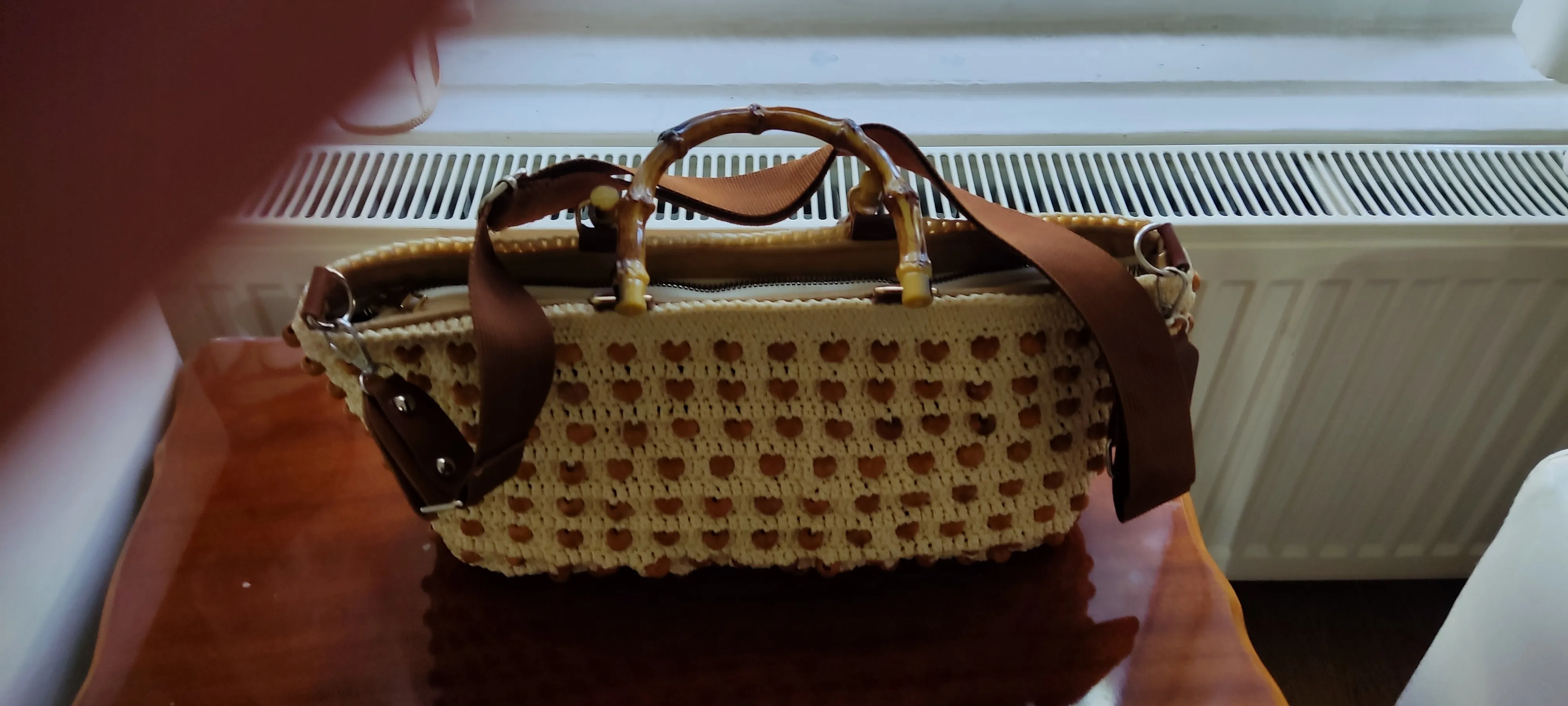 Doğal Bambu Saplı El Örgüsü Çanta