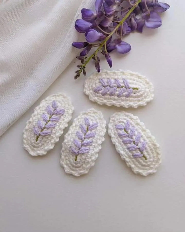 Lavanta Desenli Beyaz Örgü Saç Tokası Seti (4 Adet) - El Emeği