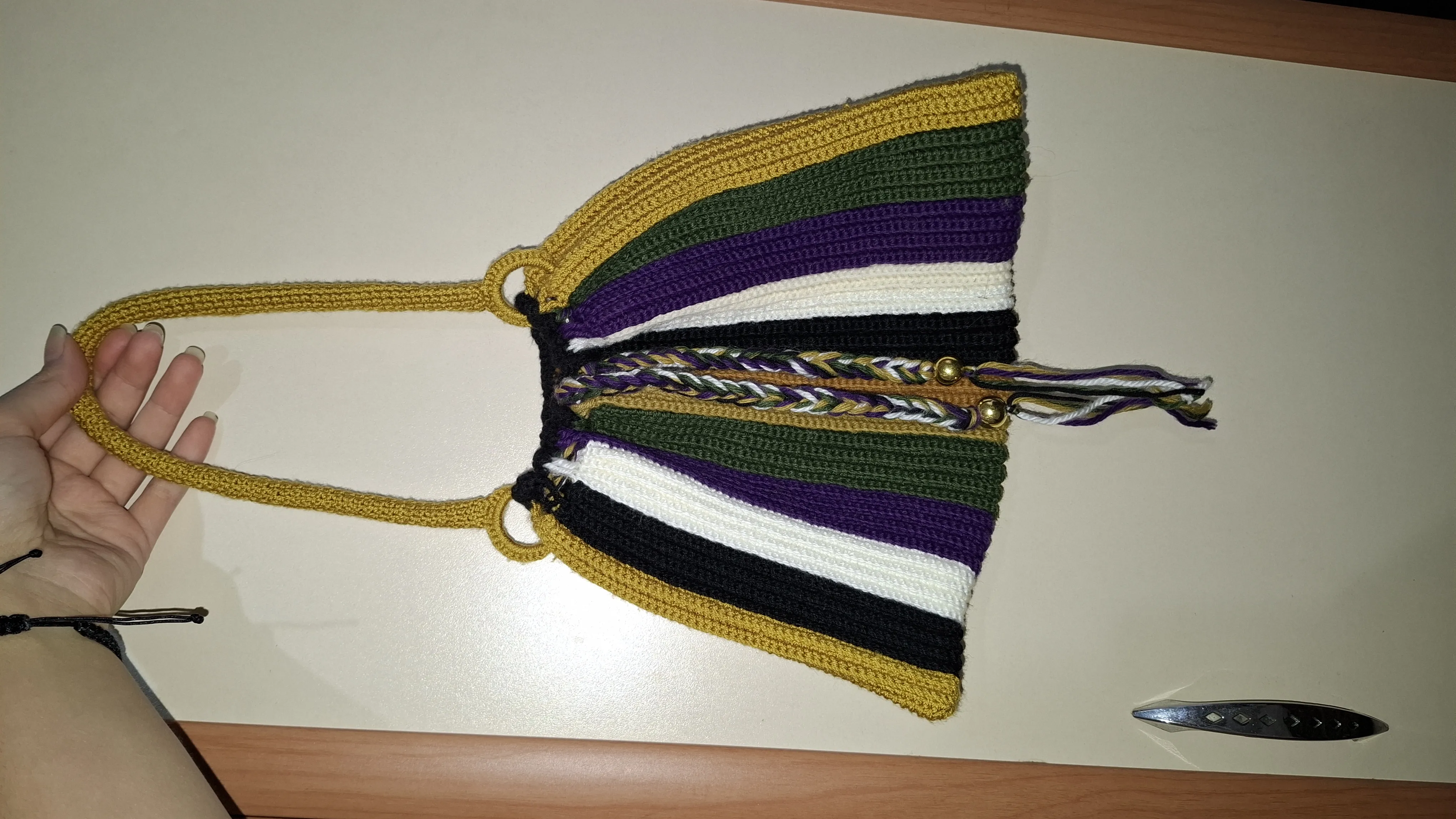 Renkli Örgü Omuz Çantası - Tığ İşi Tasarım ve Kısa Askılı