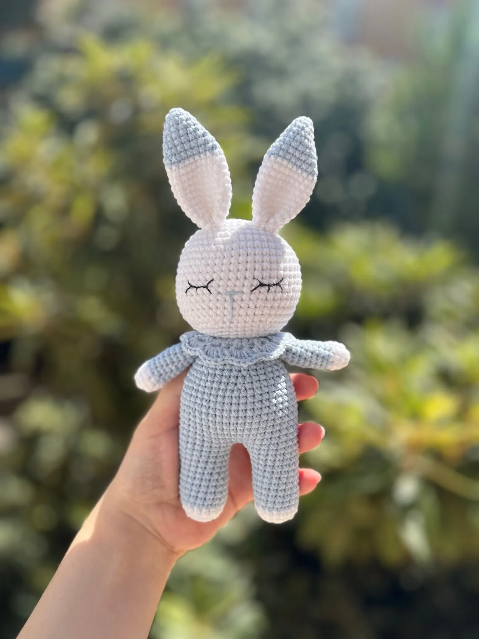 Amigurumi Mavi Tulumlu Tavşan