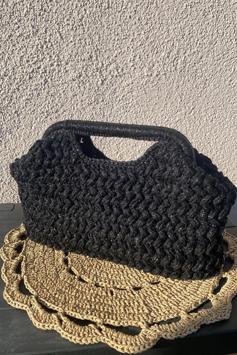Siyah Örgü Omuz Çantası - Mango Detaylı Şık Tasarım