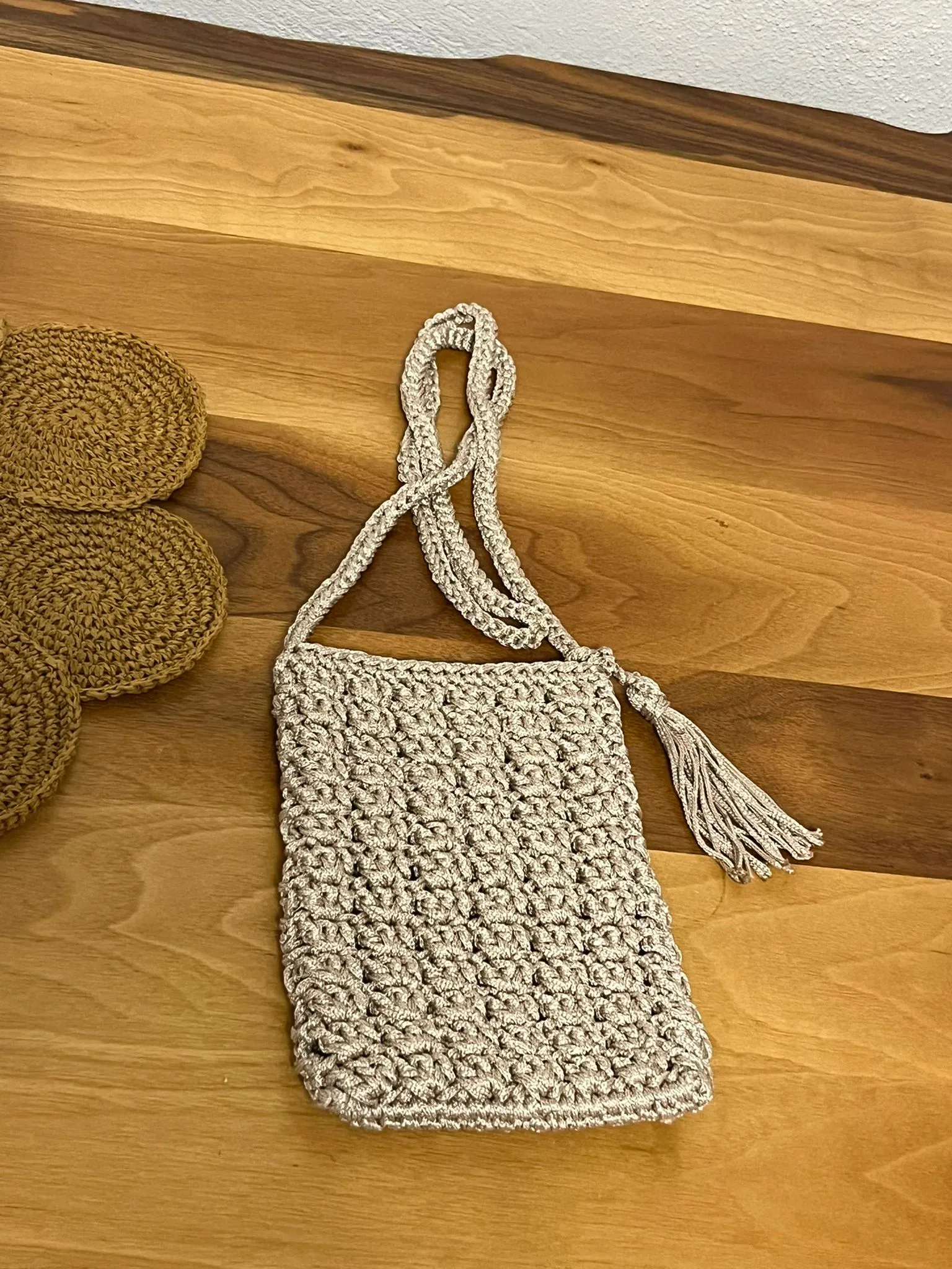 Makrome Örgü Telefon Çantası - Gri El Emeği Tasarım Cep Aksesuarı