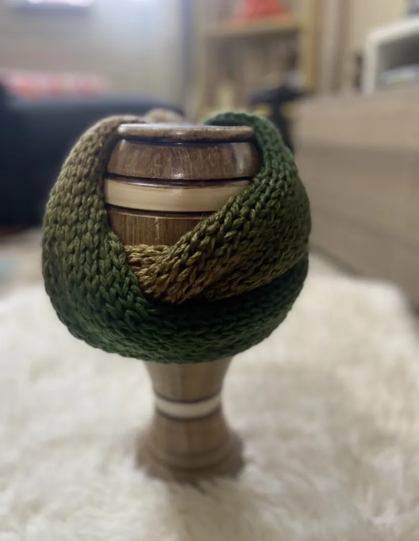 El Örgüsü %100 Yumuşak Yün Salaş Boyunluk Kahverengi Yeşil Renk 24X63 cm