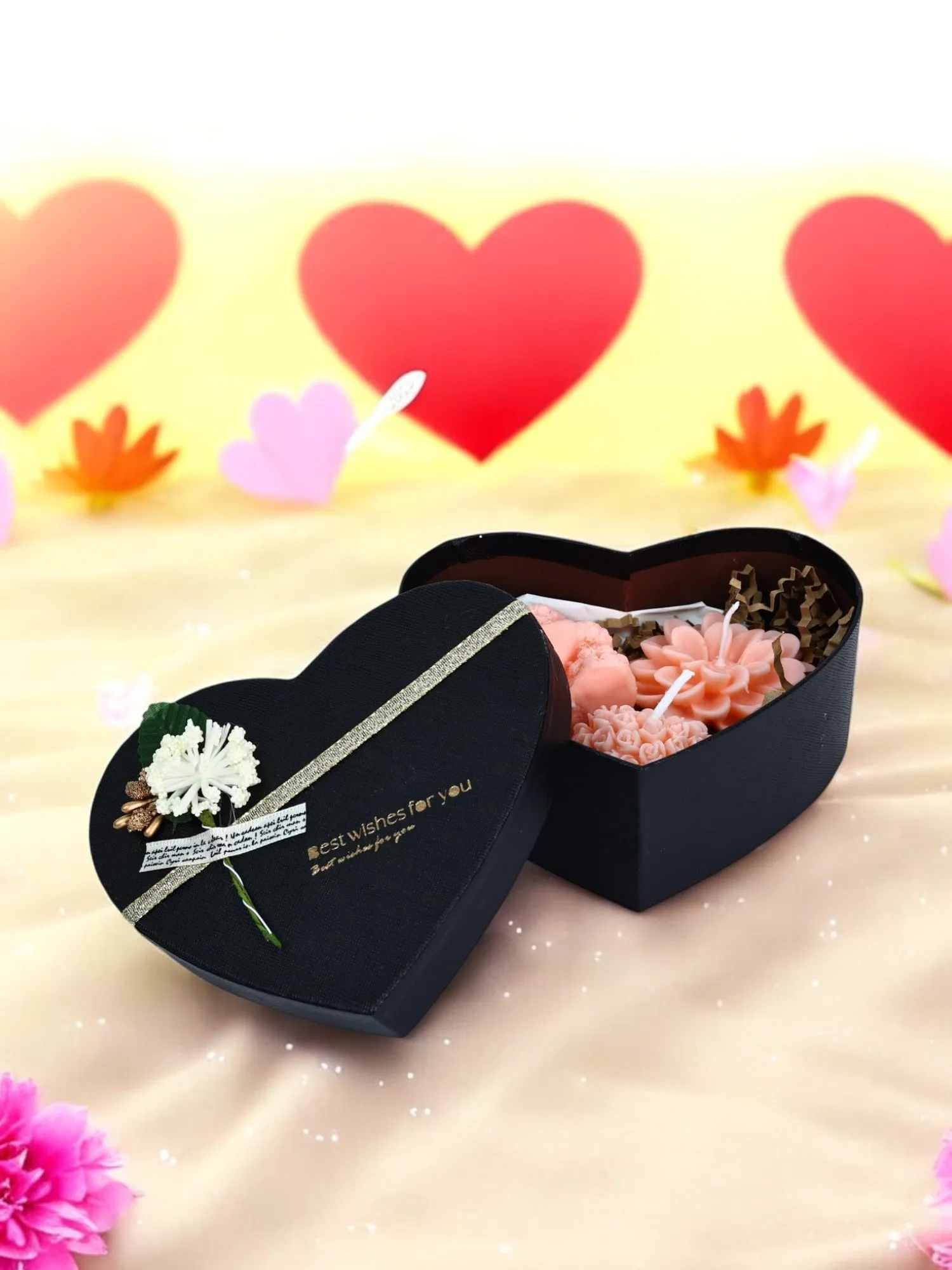 Turuncu ve Siyah Kalp Kutu İçinde %100 Soyawax El Yapımı Mum Hediye Seti