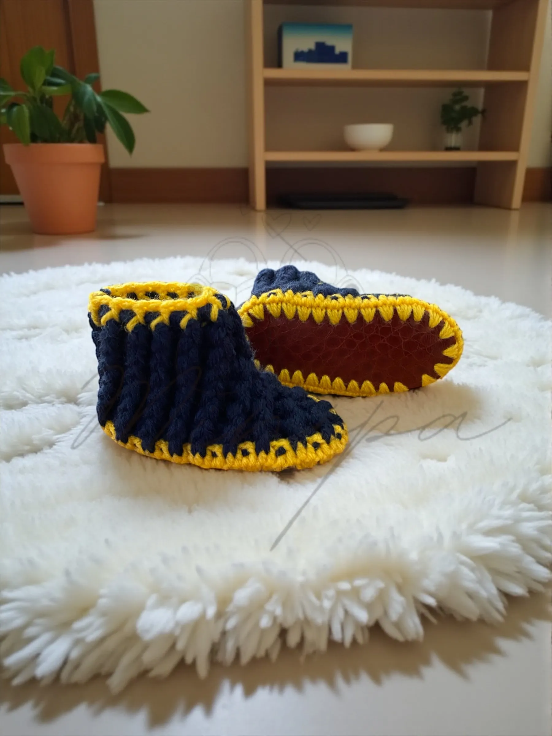 Lacivert Sarı Örgü Bebek Patiği - 18 Numara - El Emeği