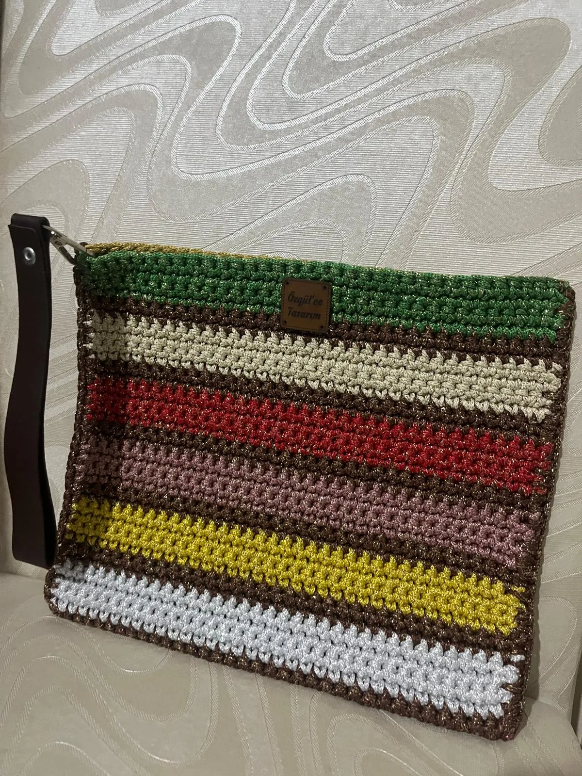 Şerit Desenli Simli Makrome Portföy Çanta - El Örgüsü Tasarım