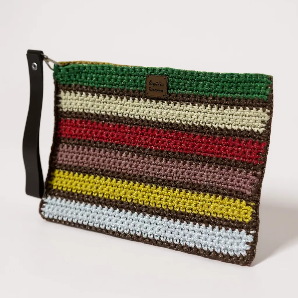 Şerit Desenli Simli Makrome Portföy Çanta - El Örgüsü Tasarım