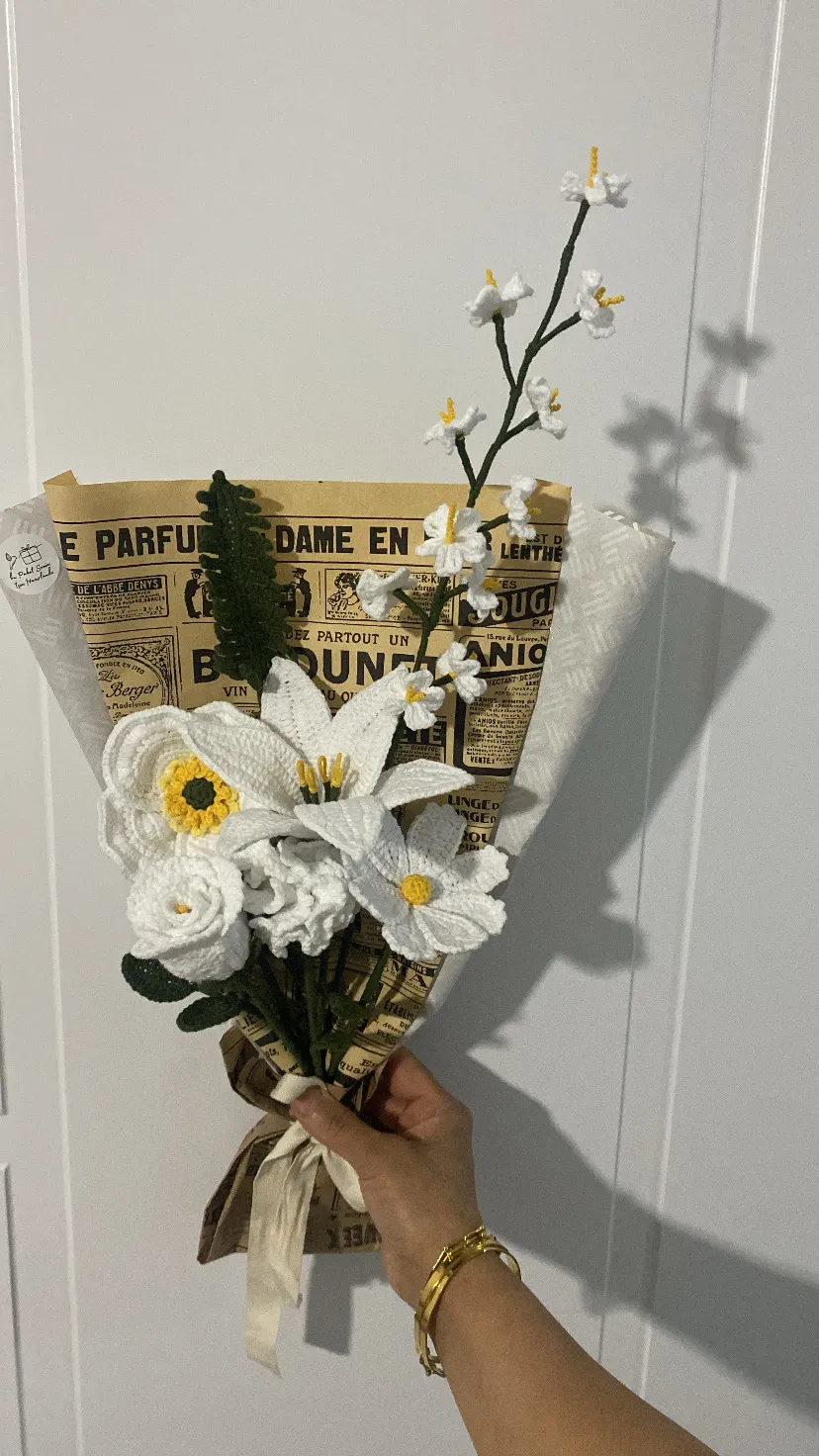 Beyaz Örme Çiçek Buketi - Karışık Demet - El Yapımı