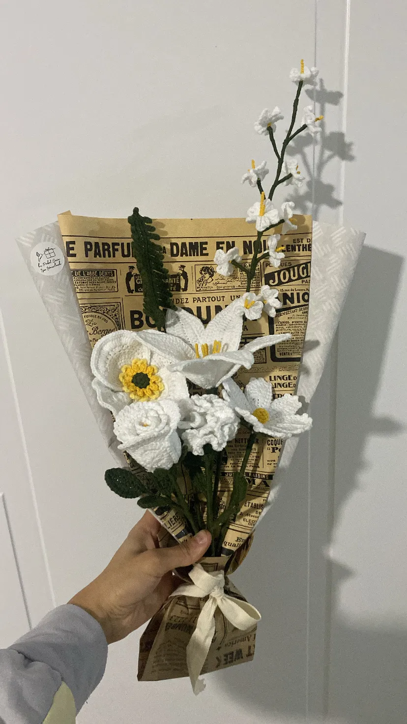 Beyaz Örme Çiçek Buketi - Karışık Demet - El Yapımı