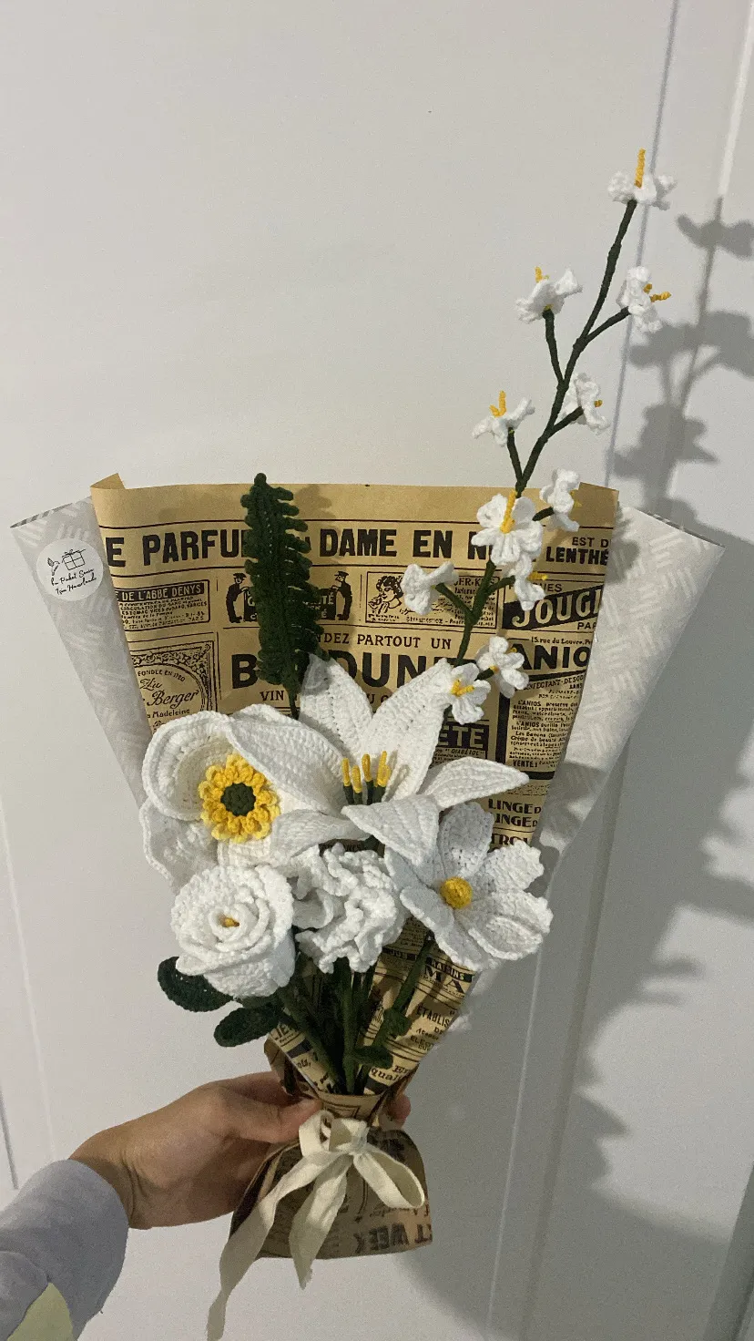 Beyaz Örme Çiçek Buketi - Karışık Demet - El Yapımı