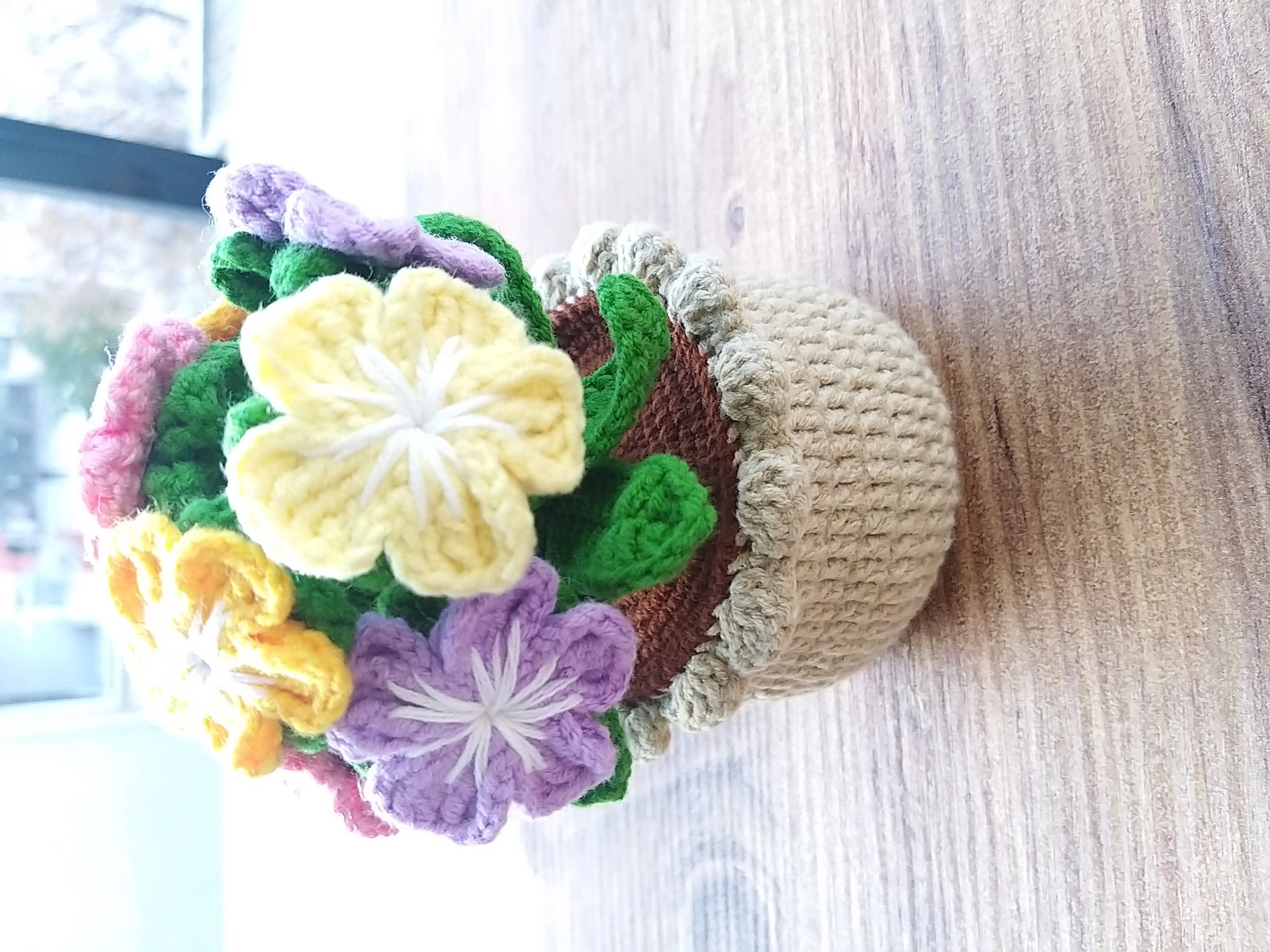 Örgü Saksıda Renkli Çiçekler - Amigurumi El Emeği Dekoratif Obje