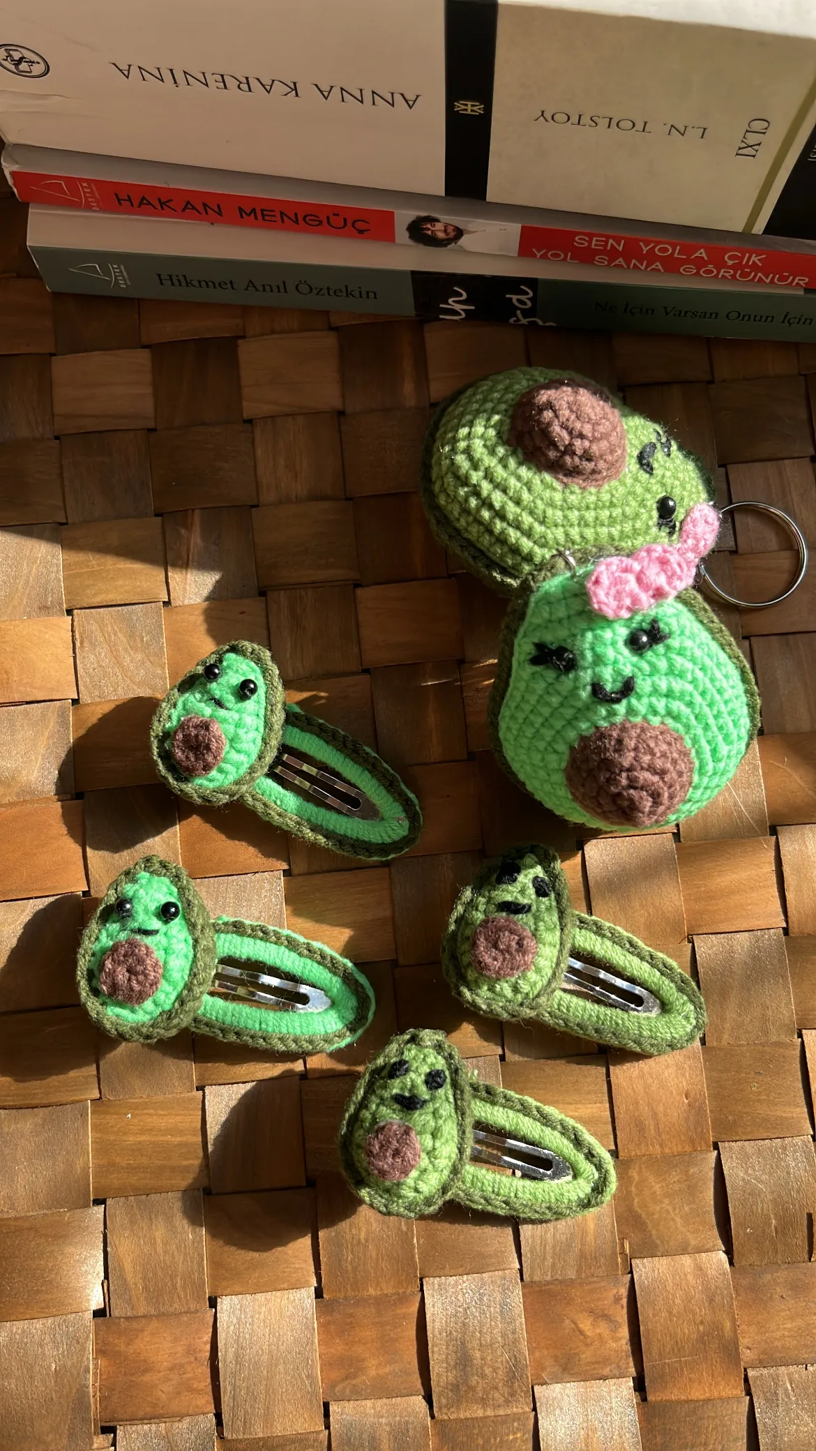 Tığ İşi Avokado Anahtarlık ve Çıt Çıt Toka Seti - El Yapımı