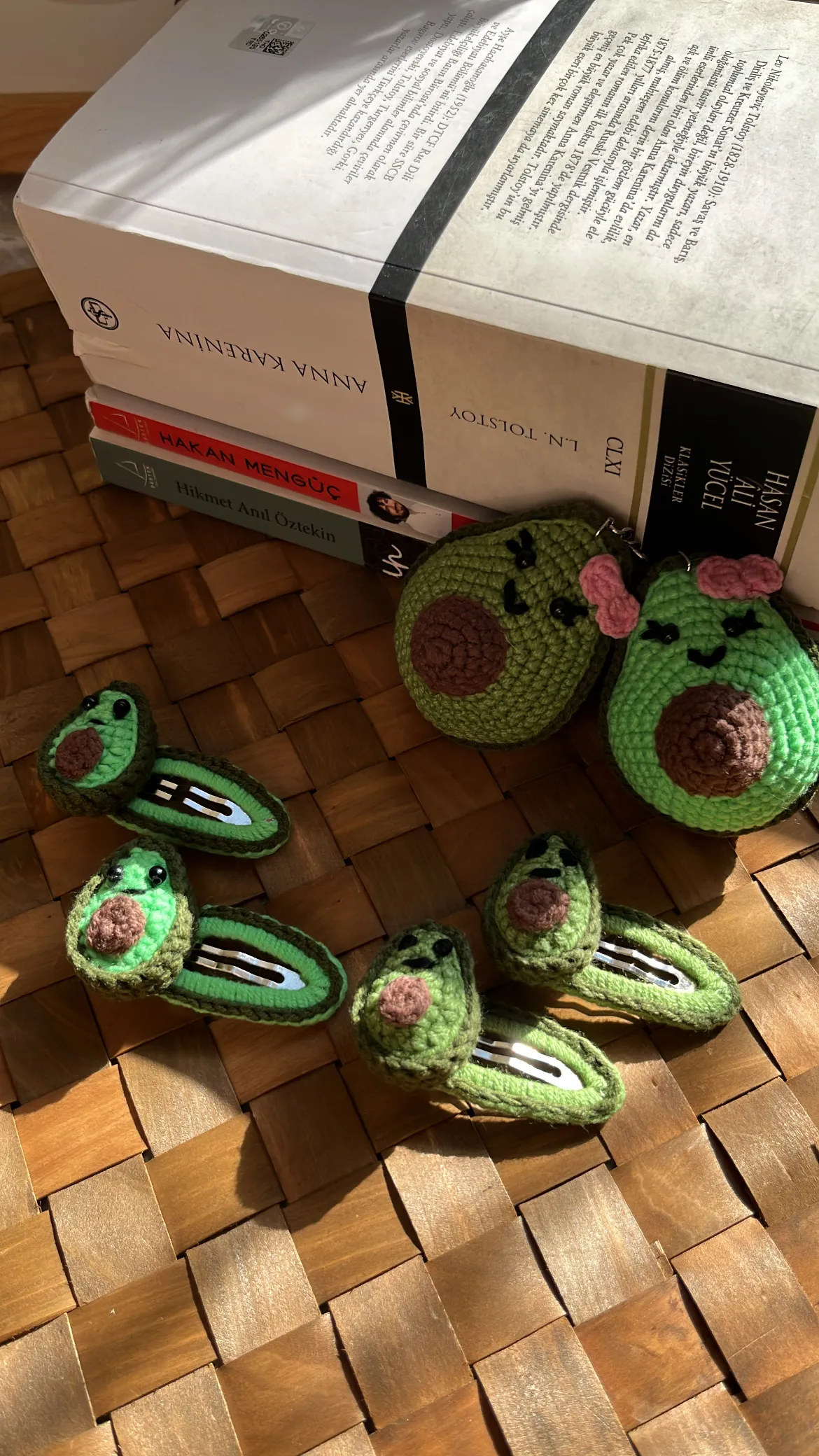 Tığ İşi Avokado Anahtarlık ve Çıt Çıt Toka Seti - El Yapımı