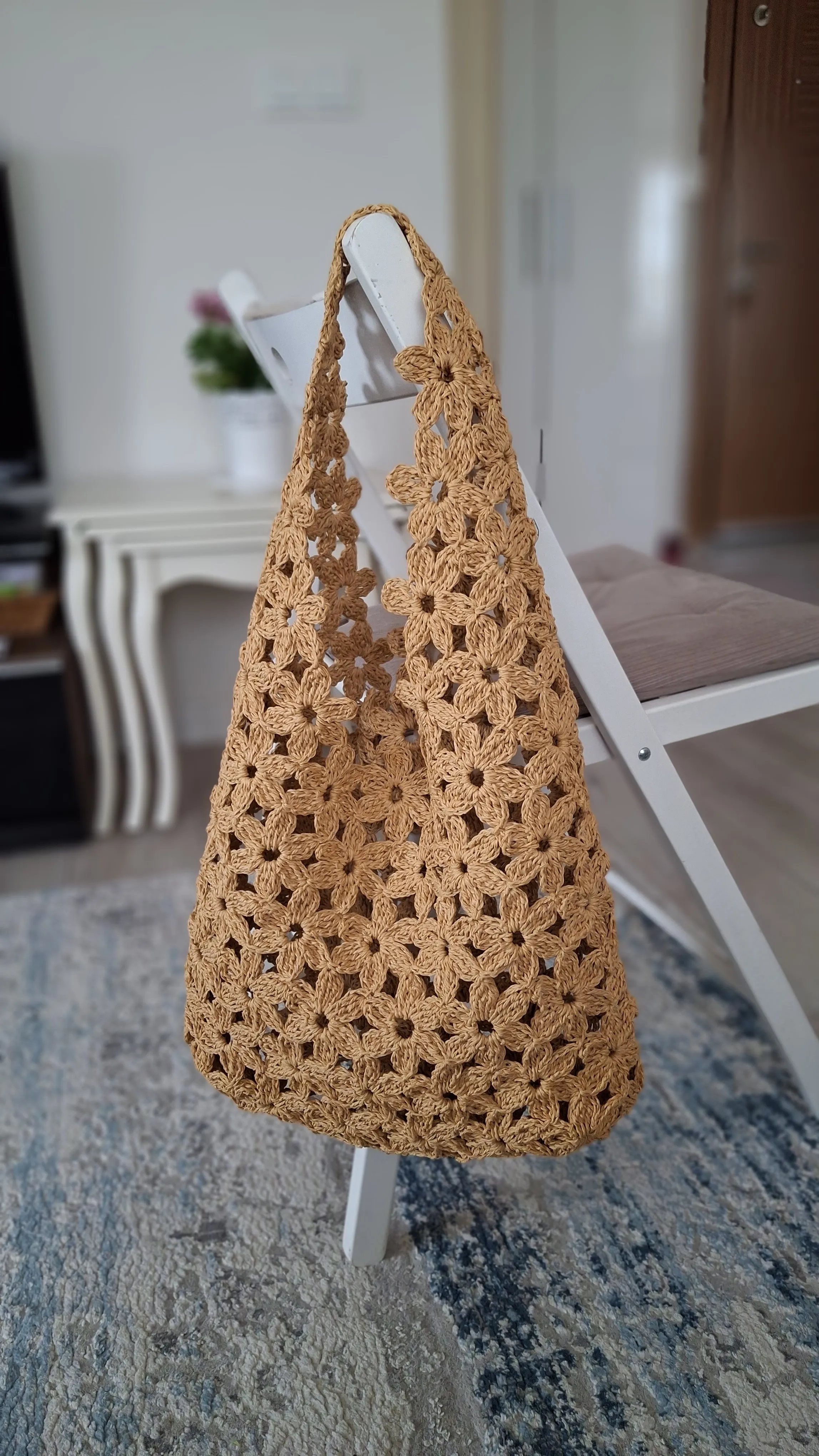 Kahverengi Örgü Çiçek Motifli Omuz Çantası - El Emeği