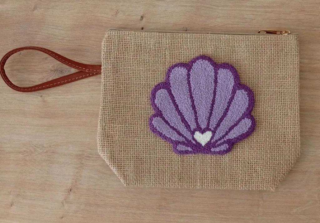 Mor İstiridye Kabuğu Desenli Jüt Clutch Çanta - Punch Nakışlı