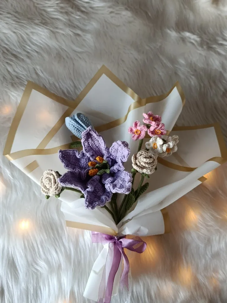 Örgü Lila ve Pastel Tonlarda Çiçek Buketi - El Yapımı Hediye