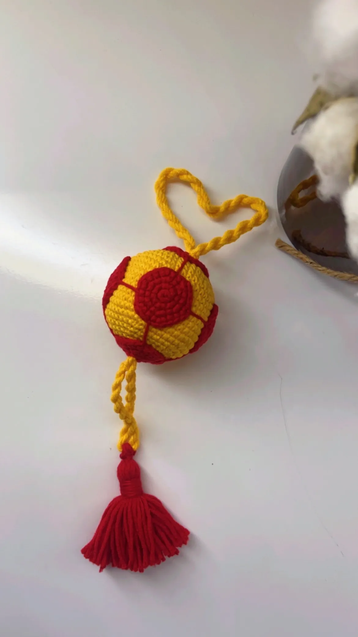 El Yapımı Örgü Dikiz Aynası Süsü – Püsküllü Araba Süsü