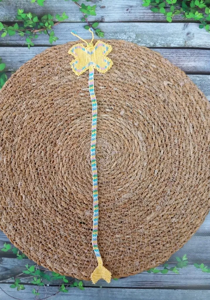 Sarı Kelebek ve Balık Kuyruğu Detaylı Boncuk Kitap Ayracı - El Emeği