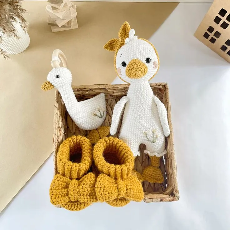 Amigurumi Ördek ve Kaz Oyuncak Seti ile Bebek Patiği - El Yapımı