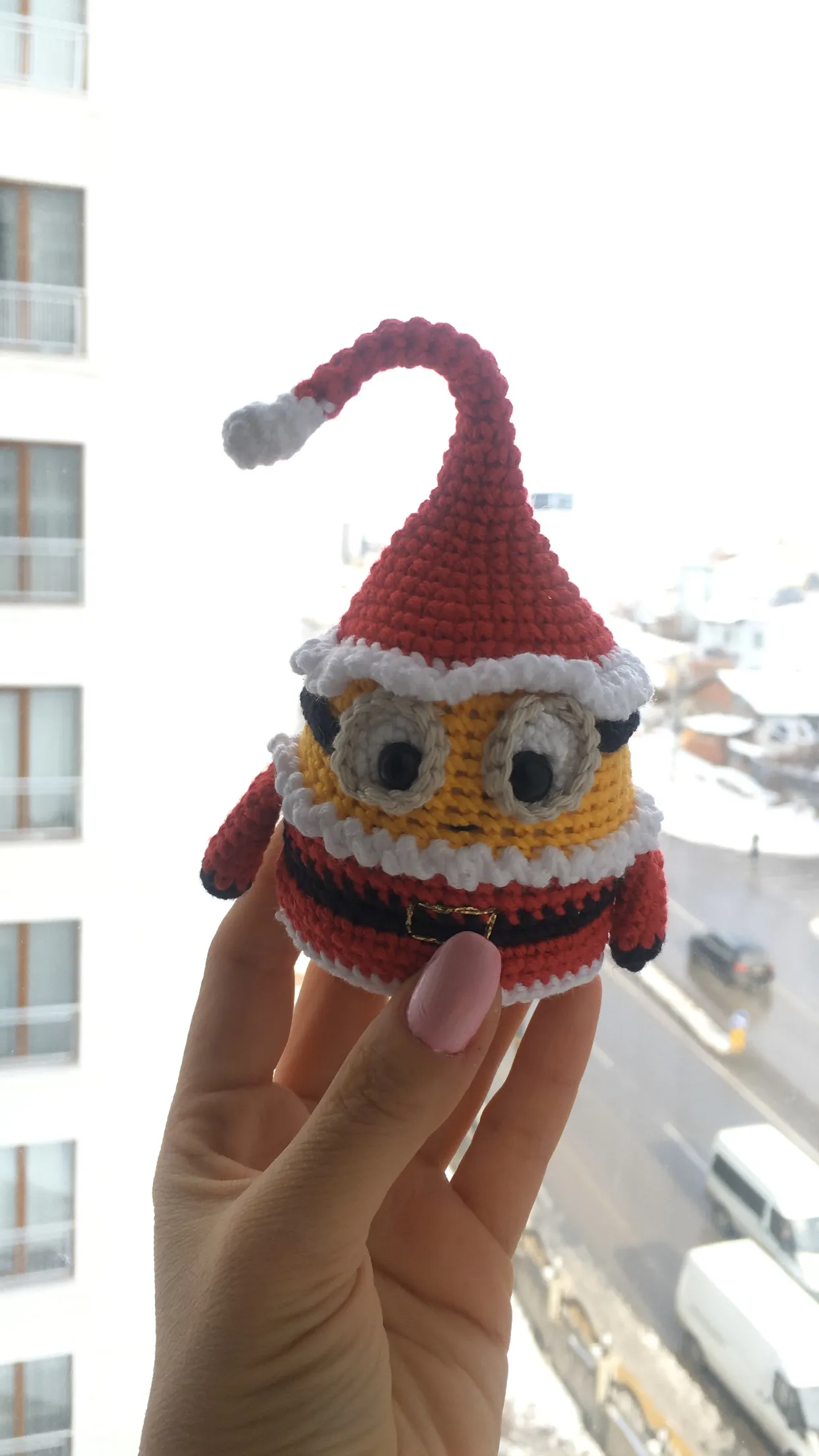 Örgü Minion Anahtarlık - Noel Baba Kostümlü, El Emeği