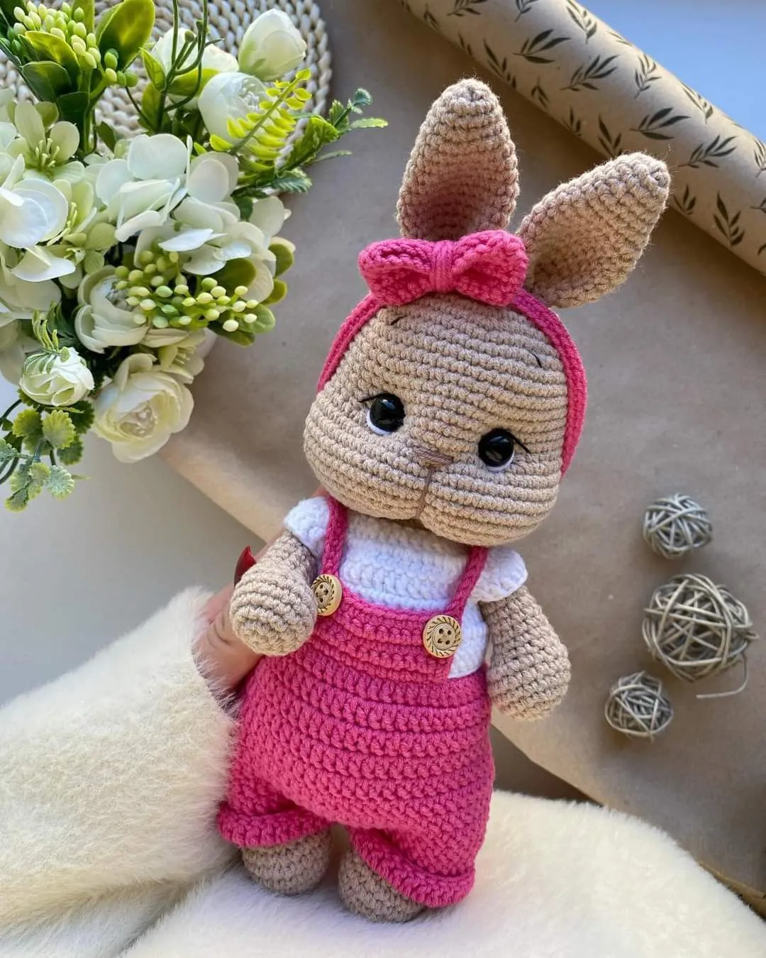 Amigurumi Fuşya Tulumlu Tavşan