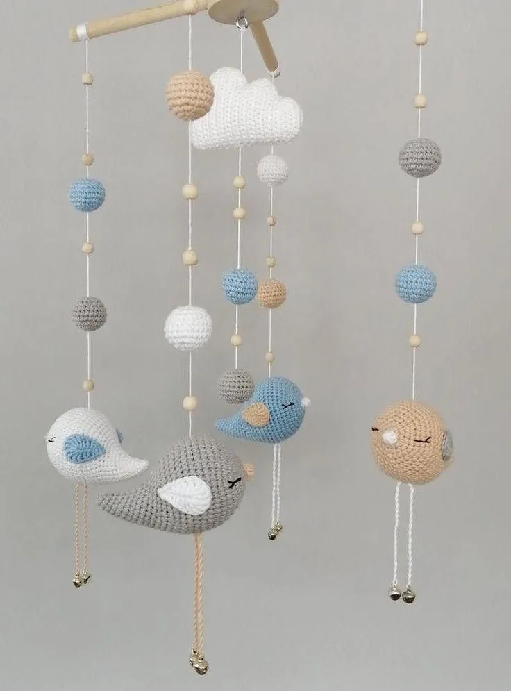 Örgü Bebek Odası Dönencesi - Kuş ve Bulut Temalı Amigurumi
