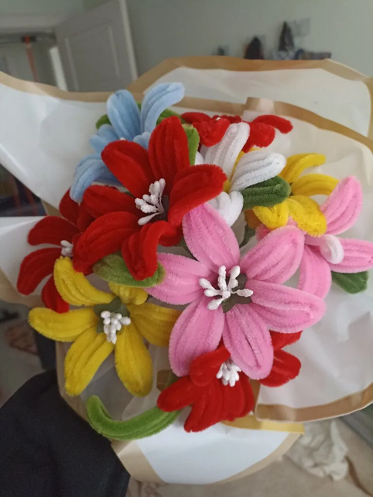 Renkli Şönil Tel Buket - Solmayan Dekoratif Çiçek Aranjmanı