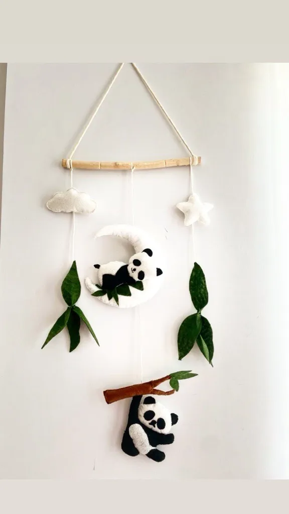 Keçe Uyuyan Panda Bebek Odası Duvar Süsü - El Yapımı
