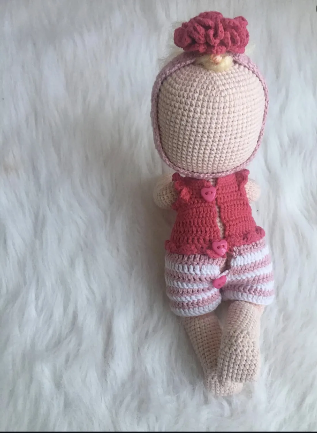 Örgü Amigurumi Bebek - Pembe Hırkalı ve Şekil Verilebilir