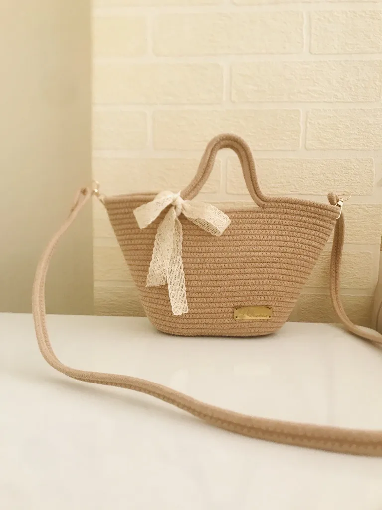 Bej Dantel Fiyonk Detaylı Omuz Çantası - Makrome El Yapımı