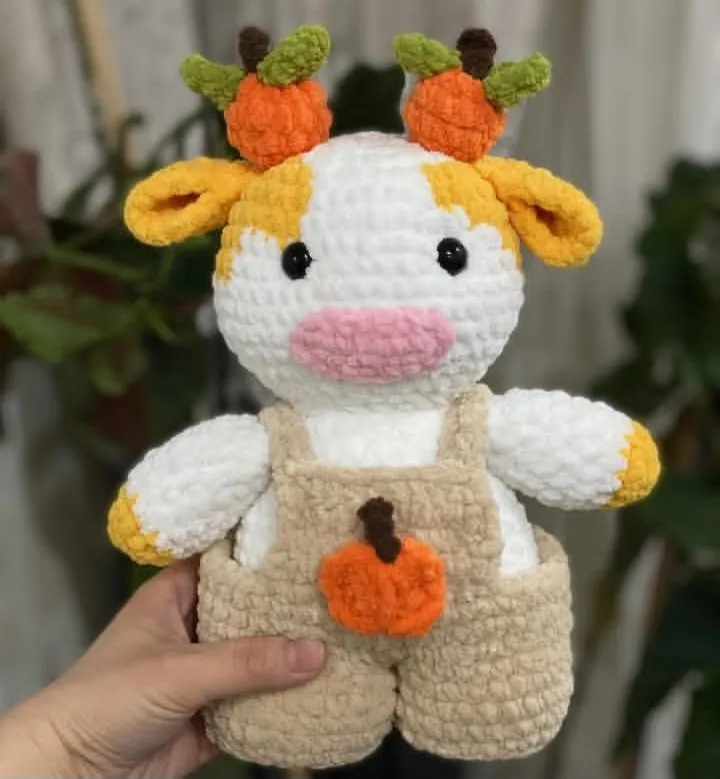Turuncu Balkabaklı Örgü İnek Amigurumi Oyuncak Bebek - El Yapımı