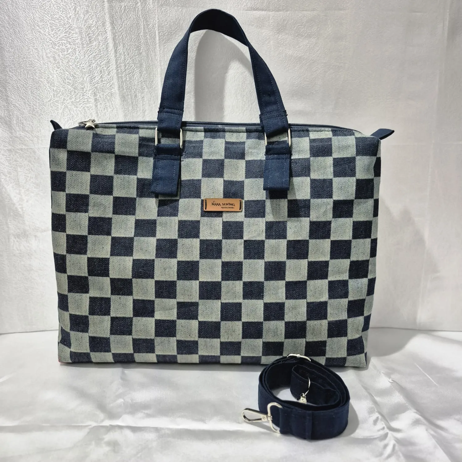 Bilgisayar, Tablet ve Evrak Çantası – Şık Dokuma Desenli