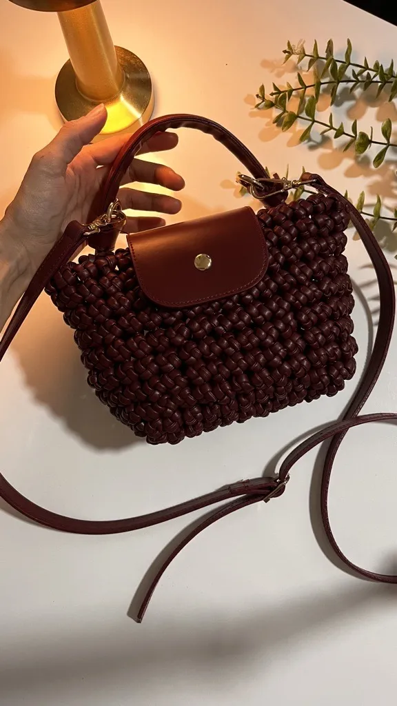 Bordo Deri Detaylı Örgü Mini Omuz Çantası - El Yapımı