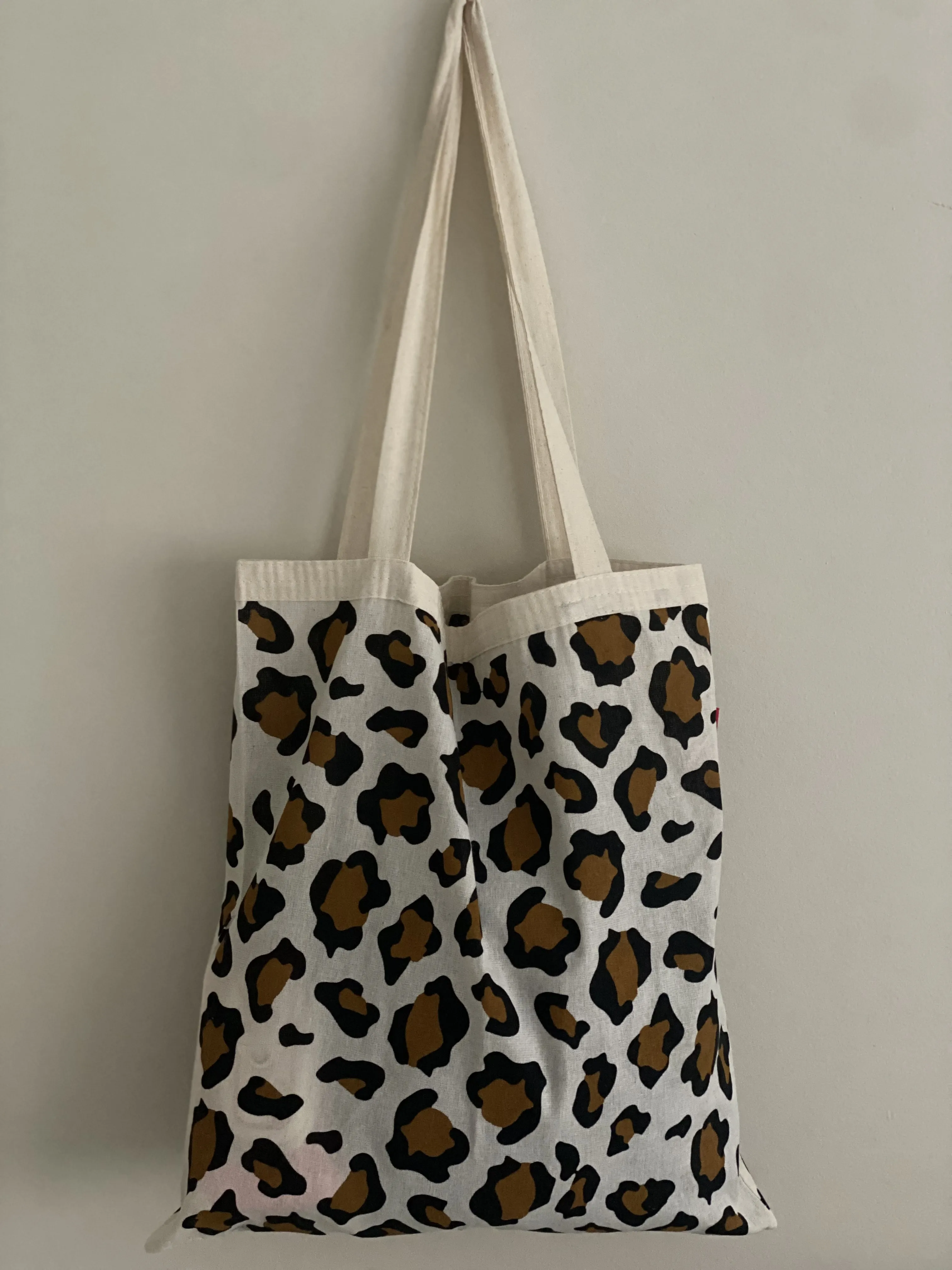 Leopar Desenli Kol Çantası